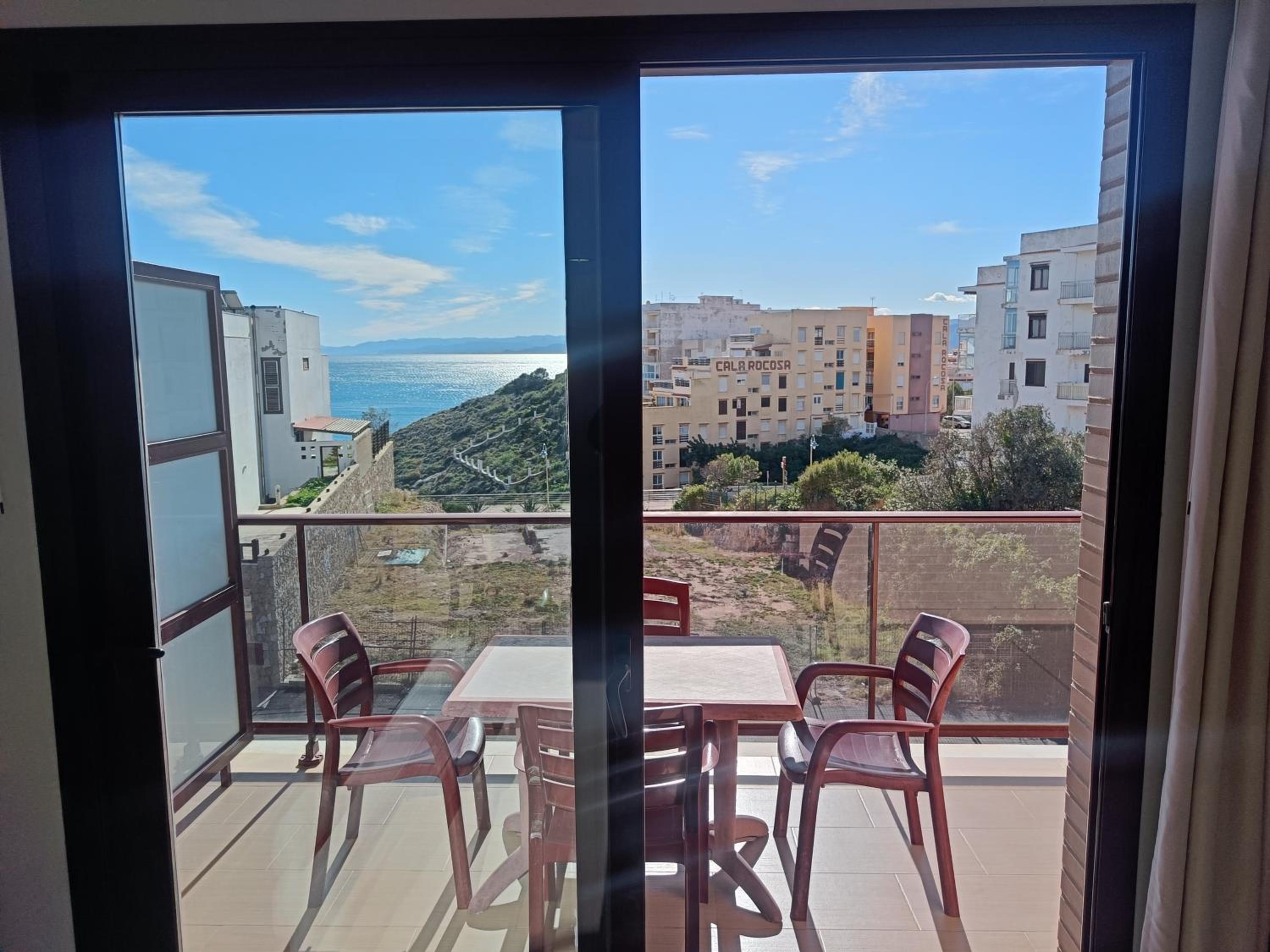 Standard Apartment (2-4 Adults) photo 3