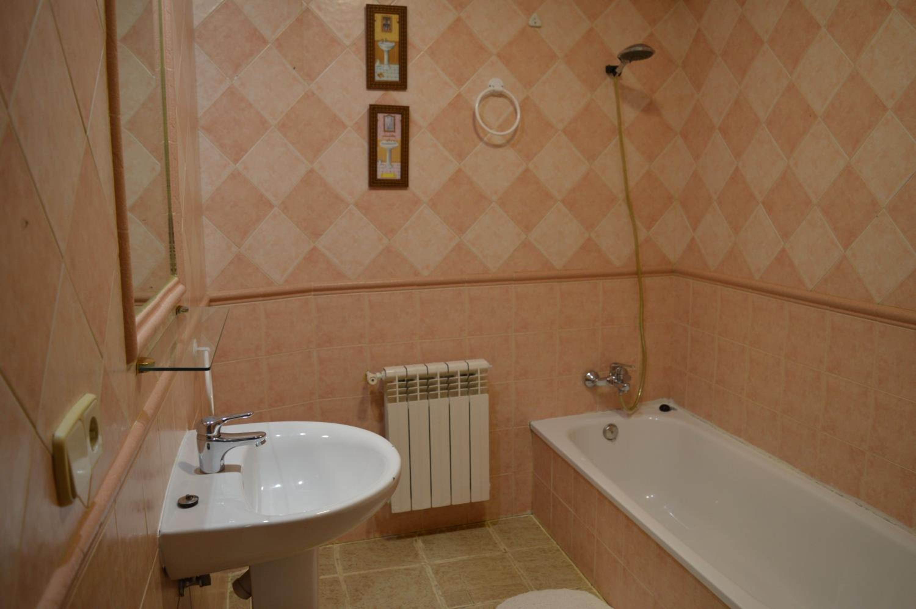 Deluxe Double Room with Bath photo 3