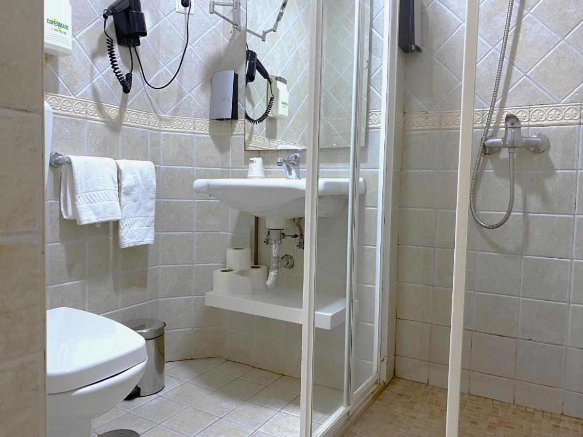 Double room without view - Photo 5