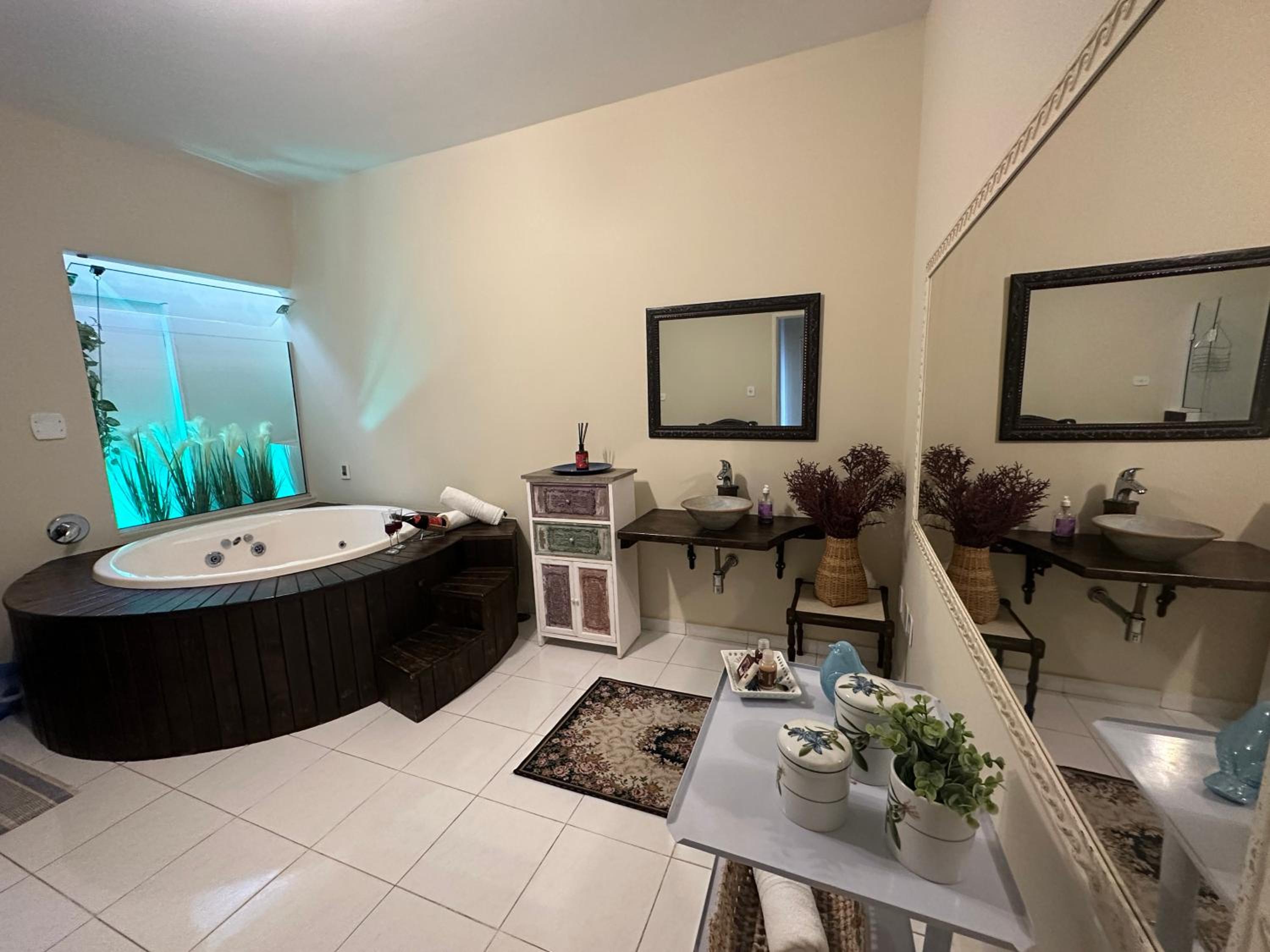 Studio Apartment - Photo 8