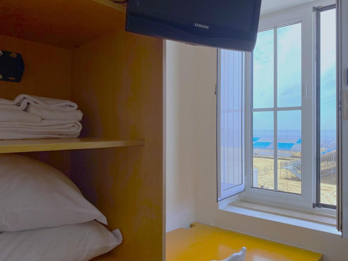 Twin Room with Shared Toilet photo 3