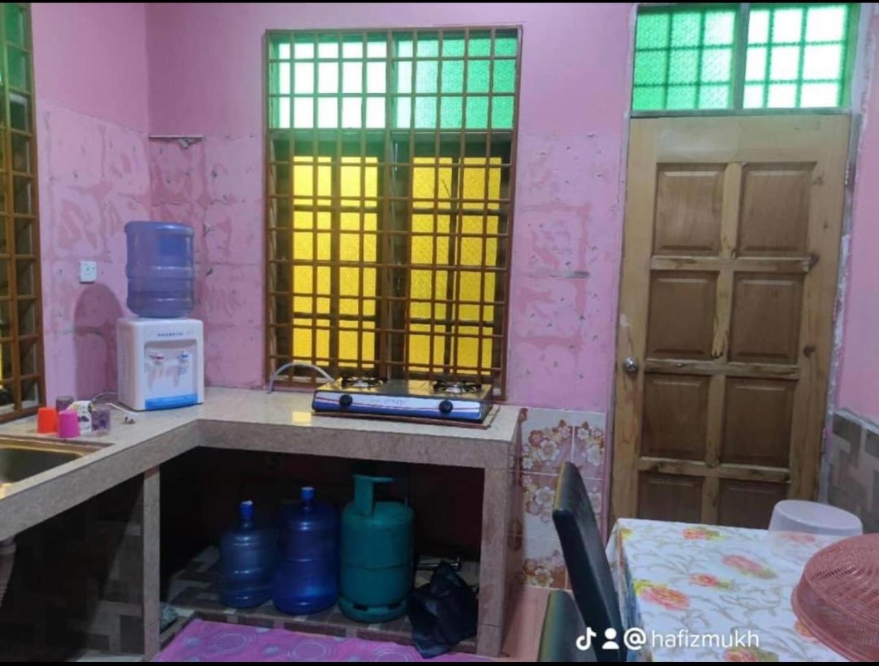 Three-Bedroom House photo 1