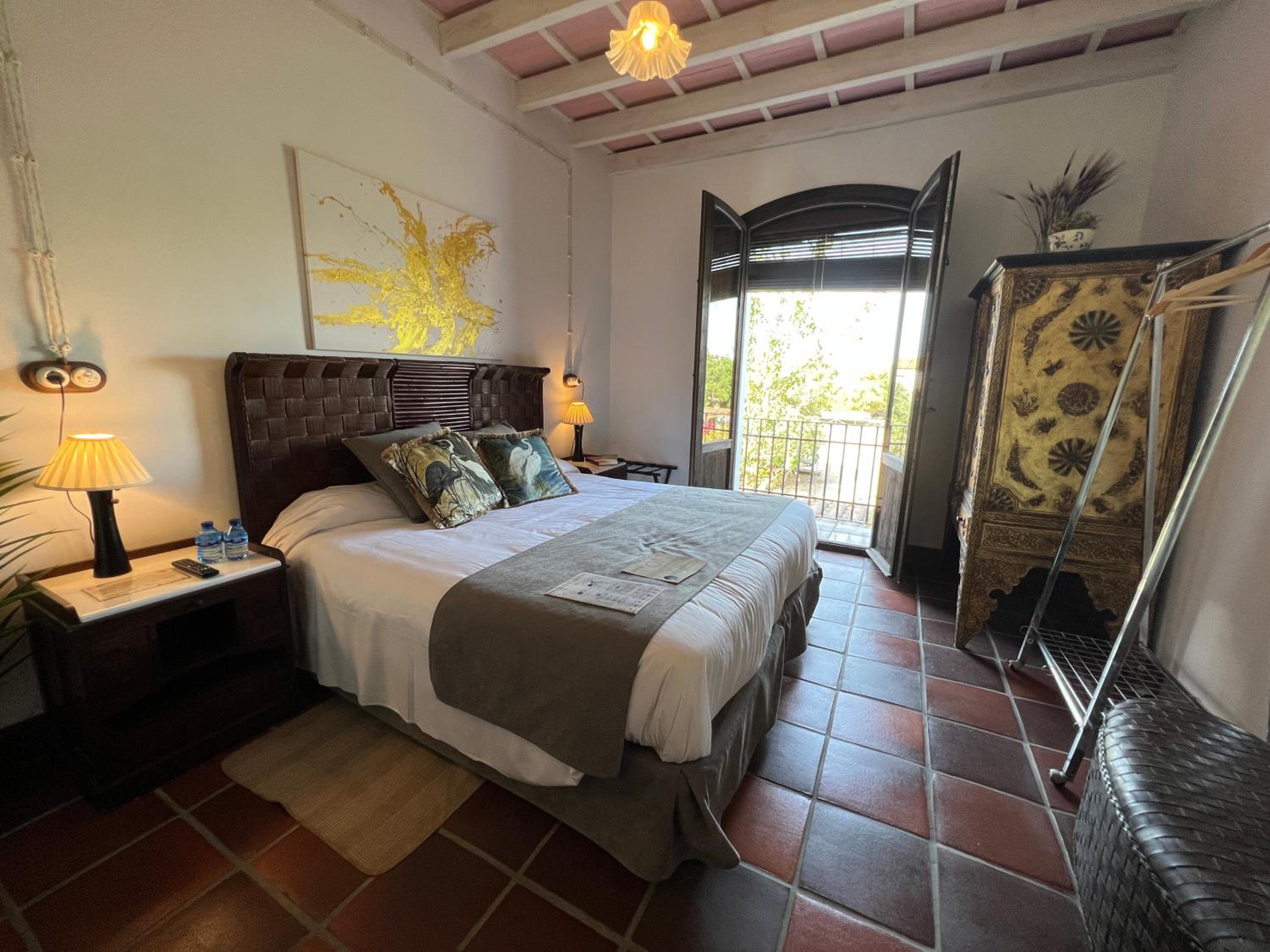 Deluxe Double Room photo 3