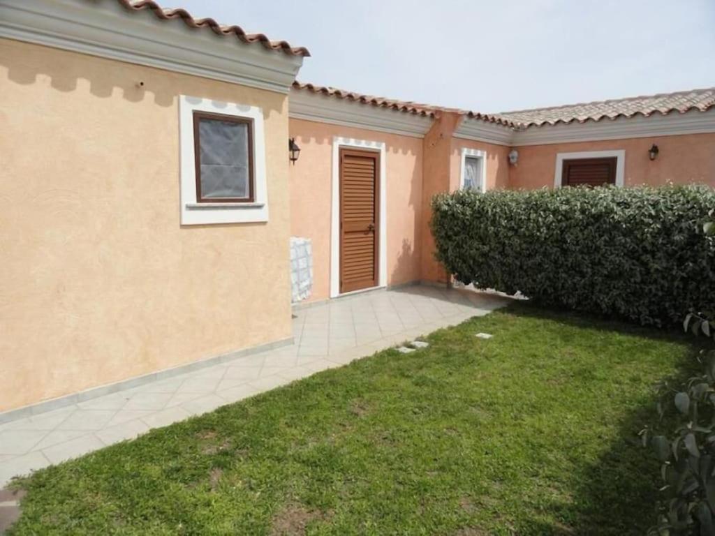 Two-Bedroom House photo 3