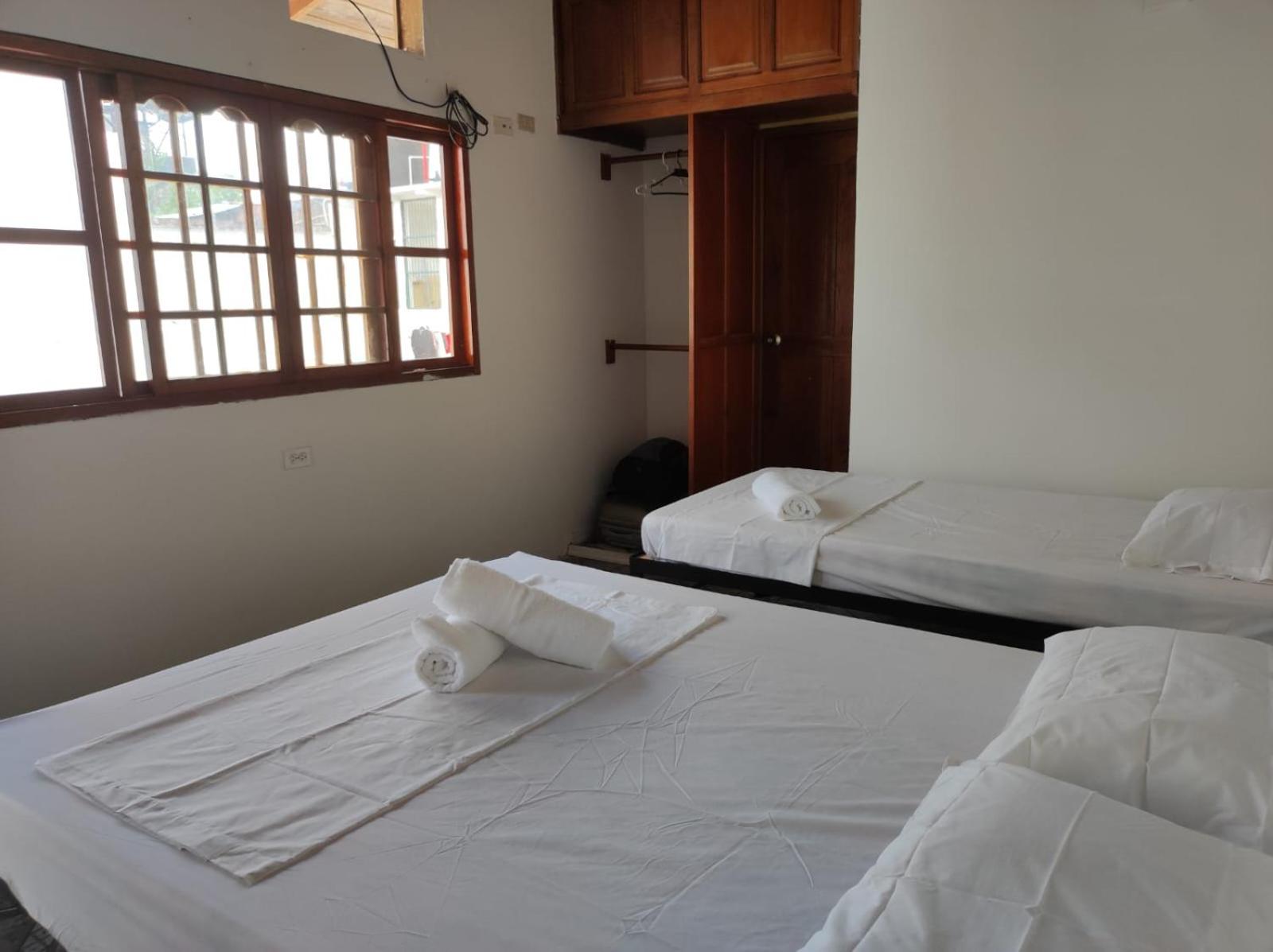 Twin Room With Private Bathroom photo 2