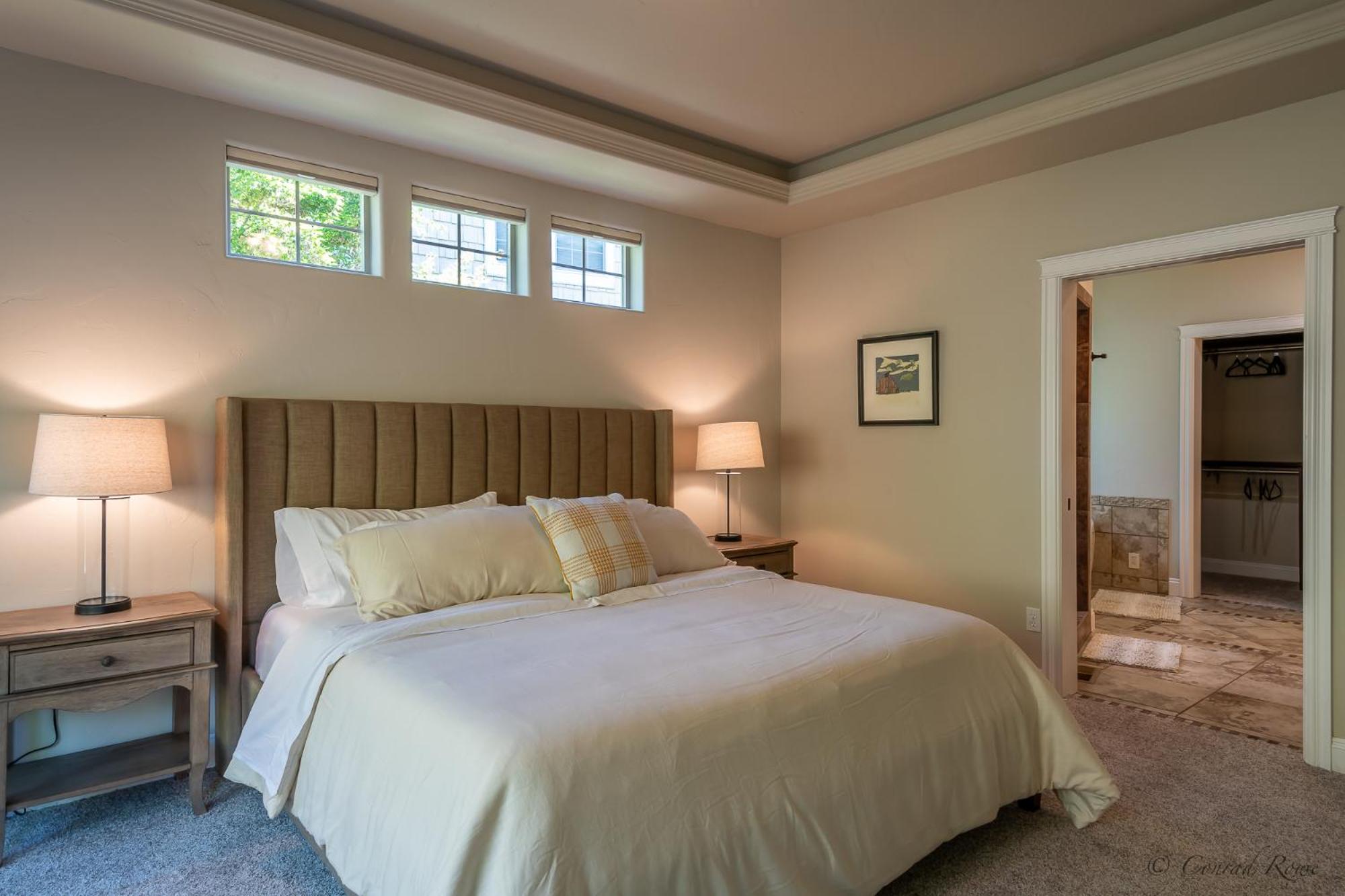 Three-Bedroom House photo 1
