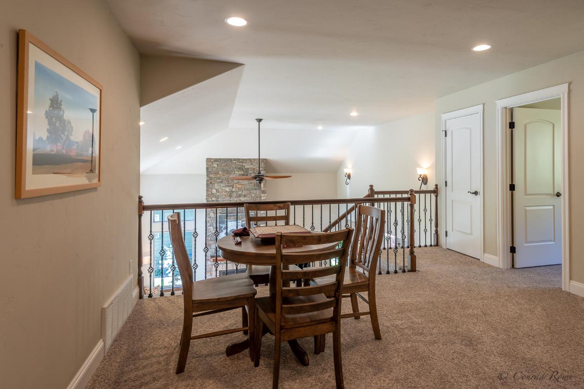 Three-Bedroom House photo 2