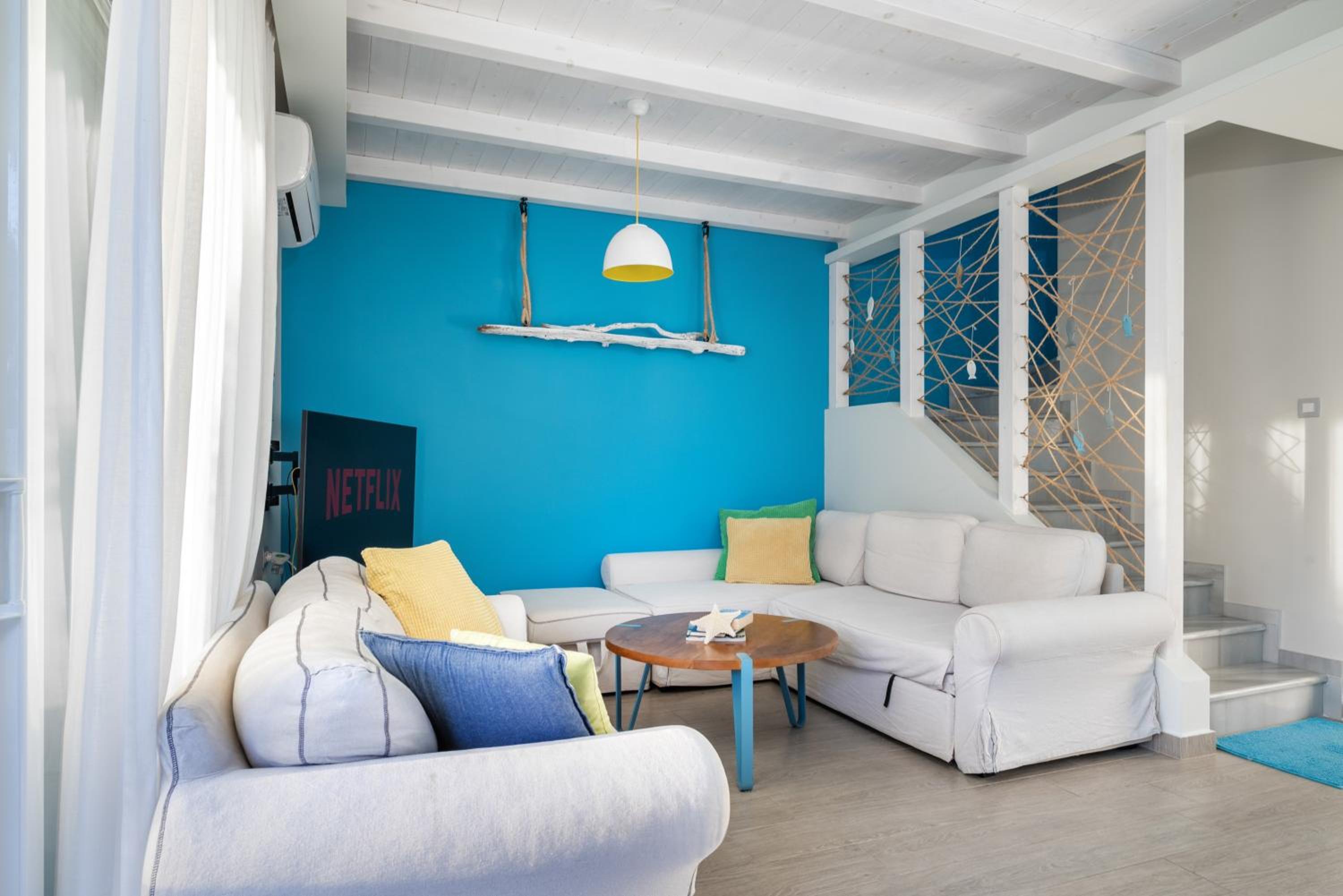Three-Bedroom Villa photo 3