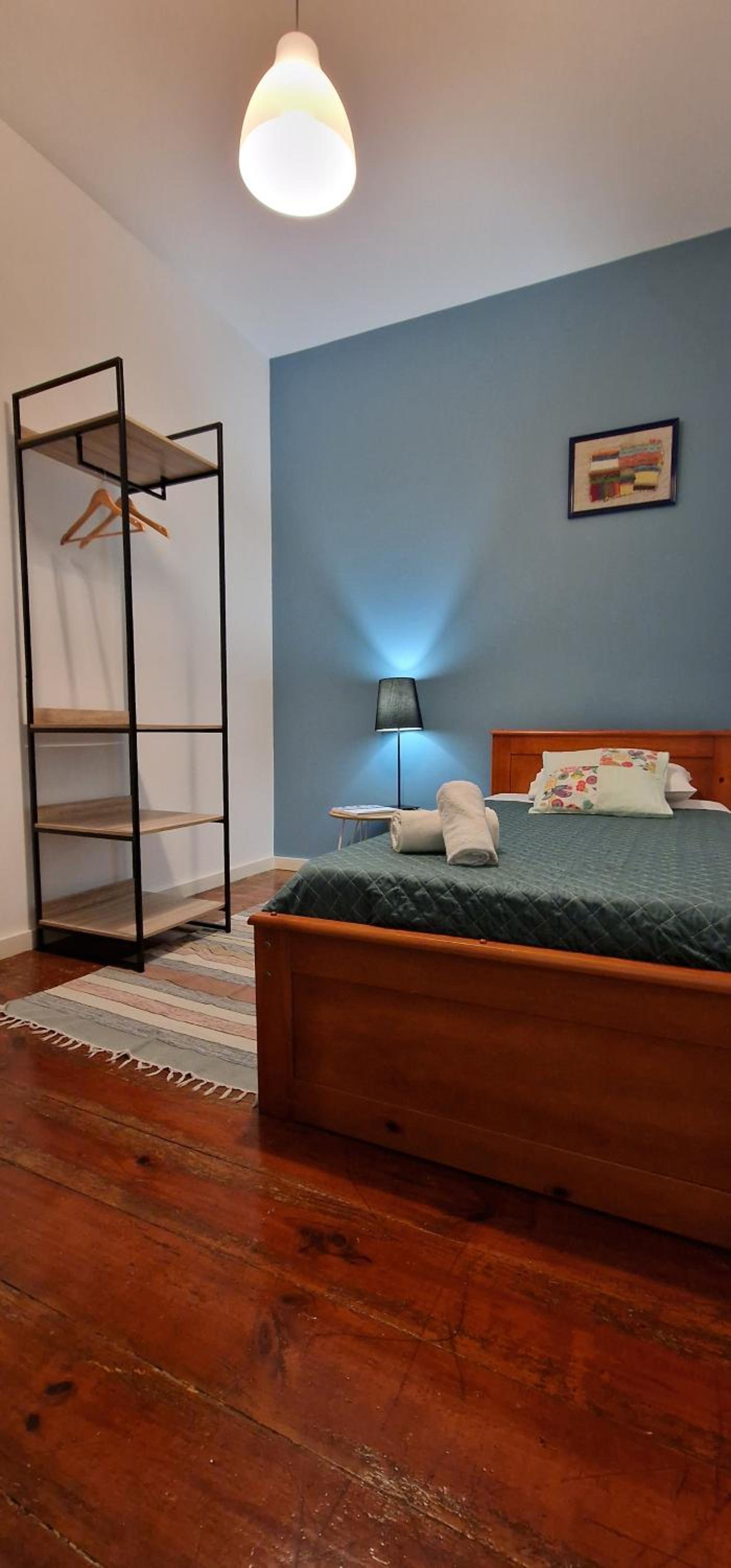 Standard Single Room With Shared Bathroom