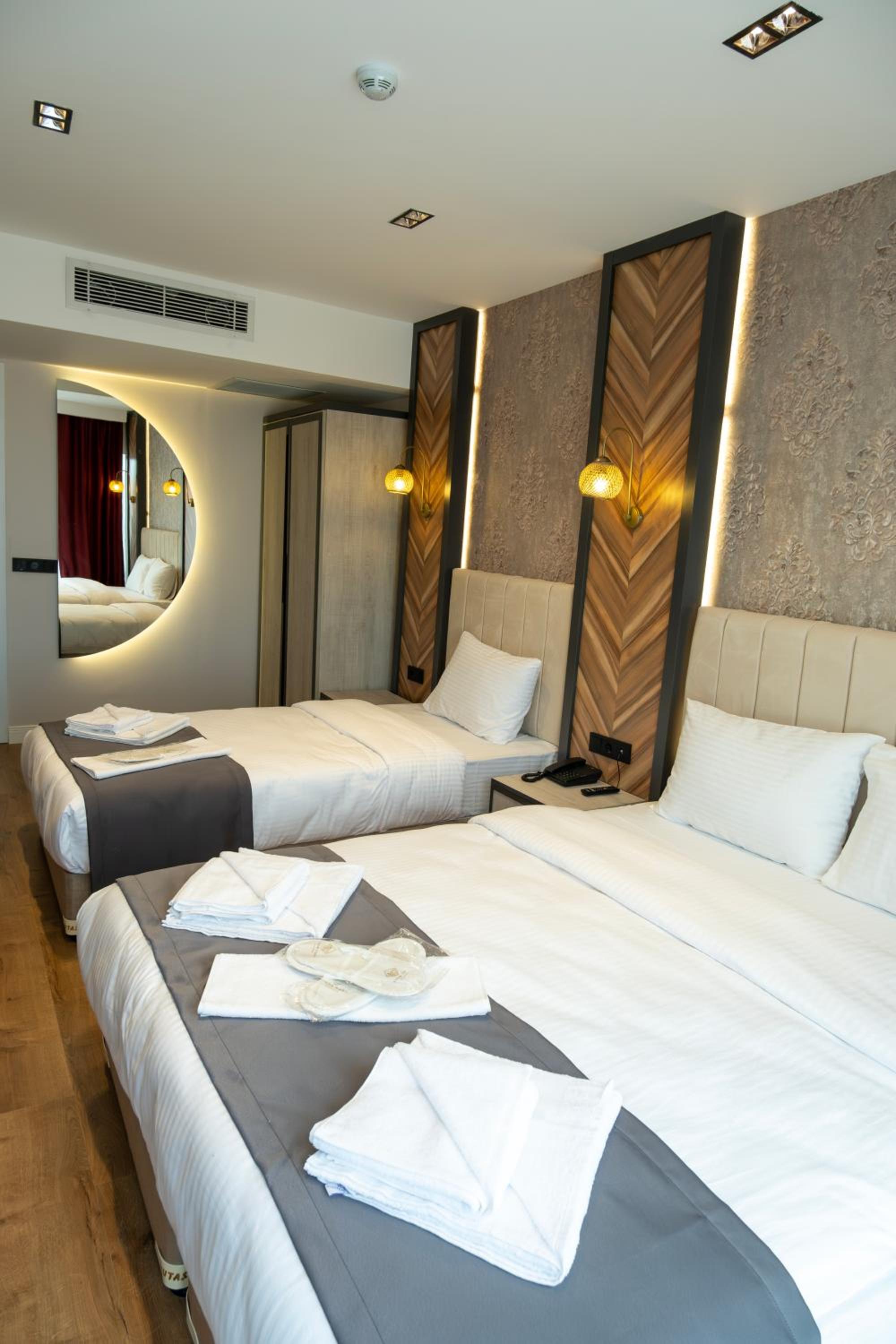 Comfort Triple Room photo 3