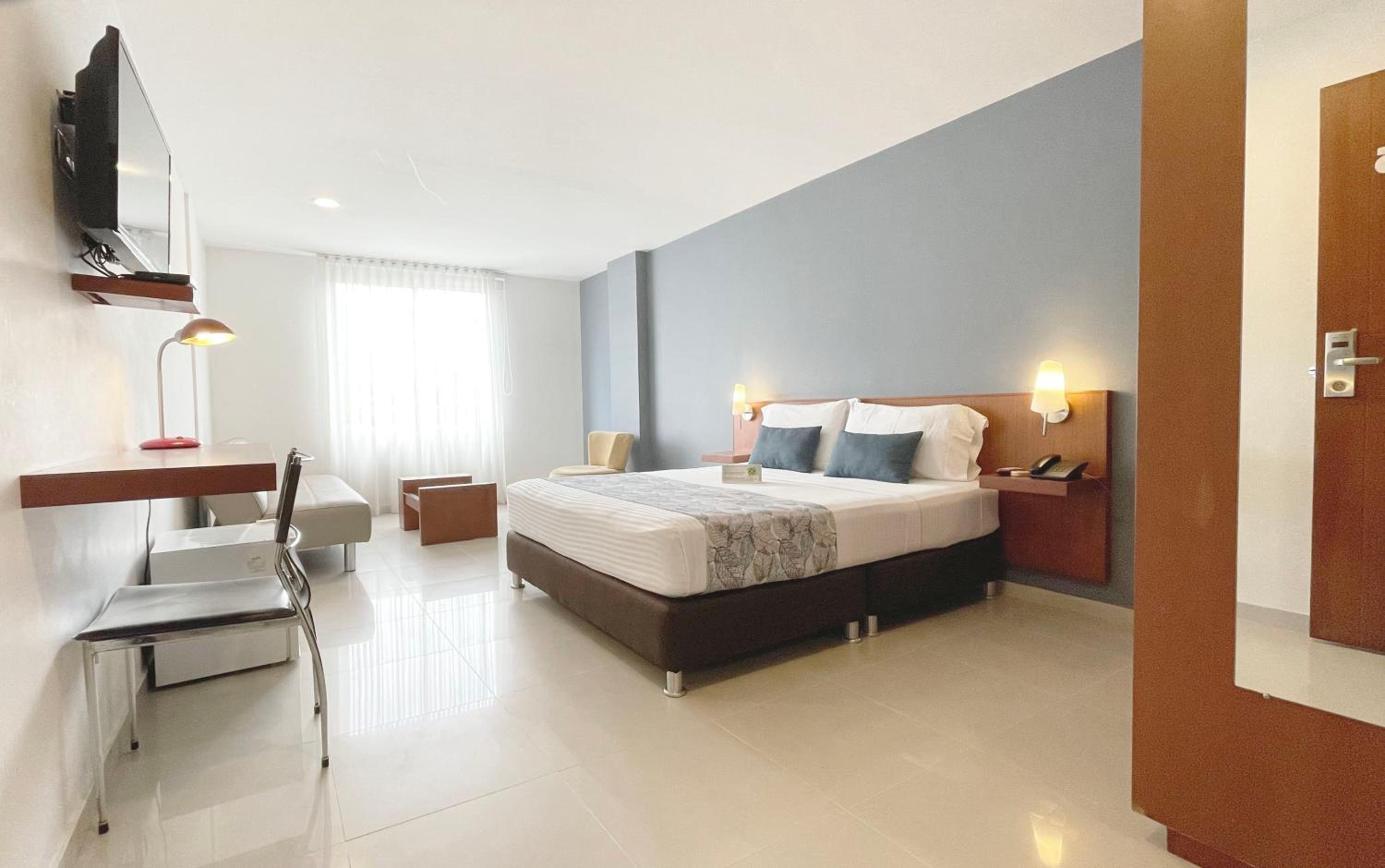 Superior Double Room - Photo 2