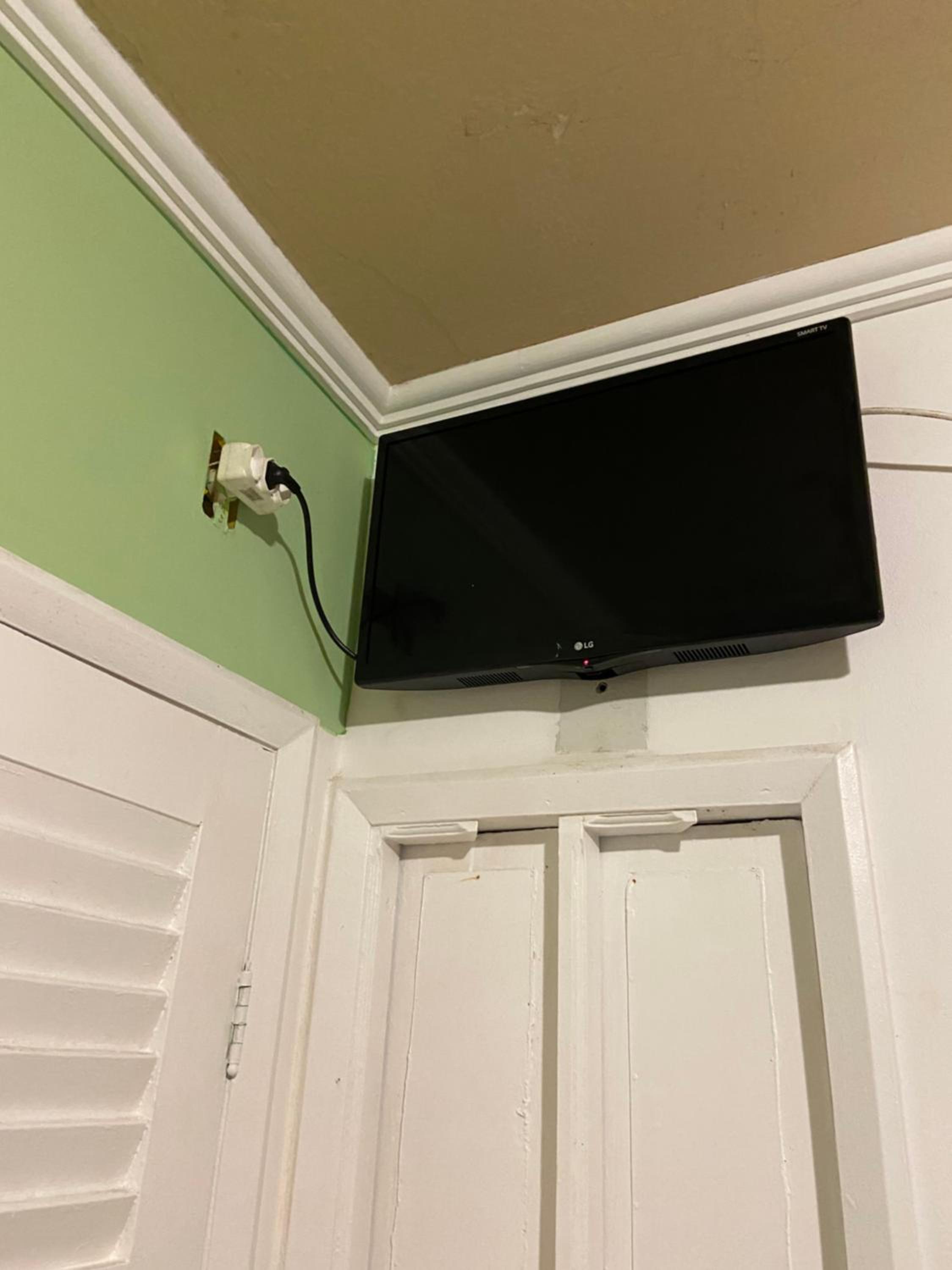 Budget Triple Room - Photo 9