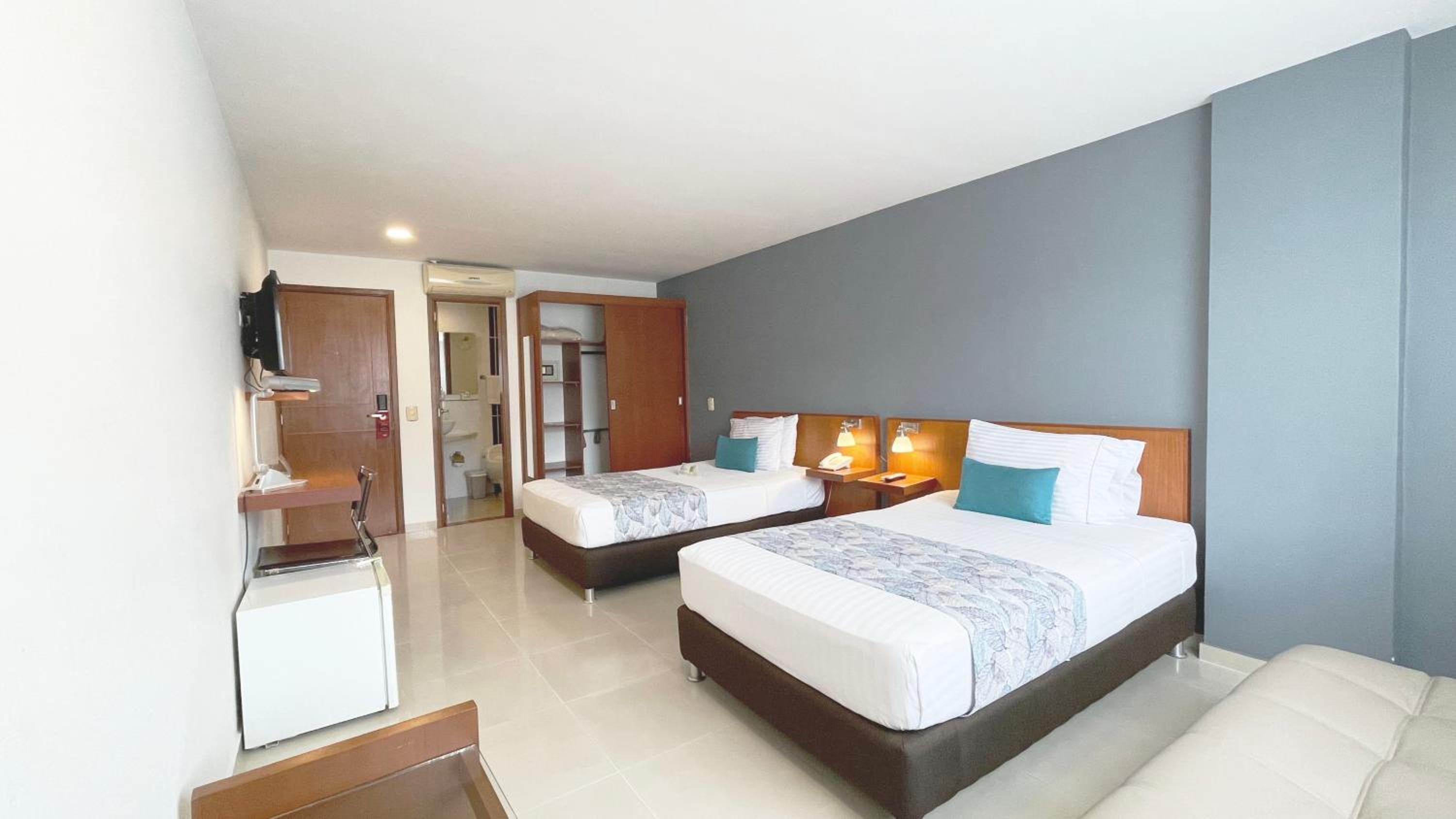 Superior Twin Room - Photo 1