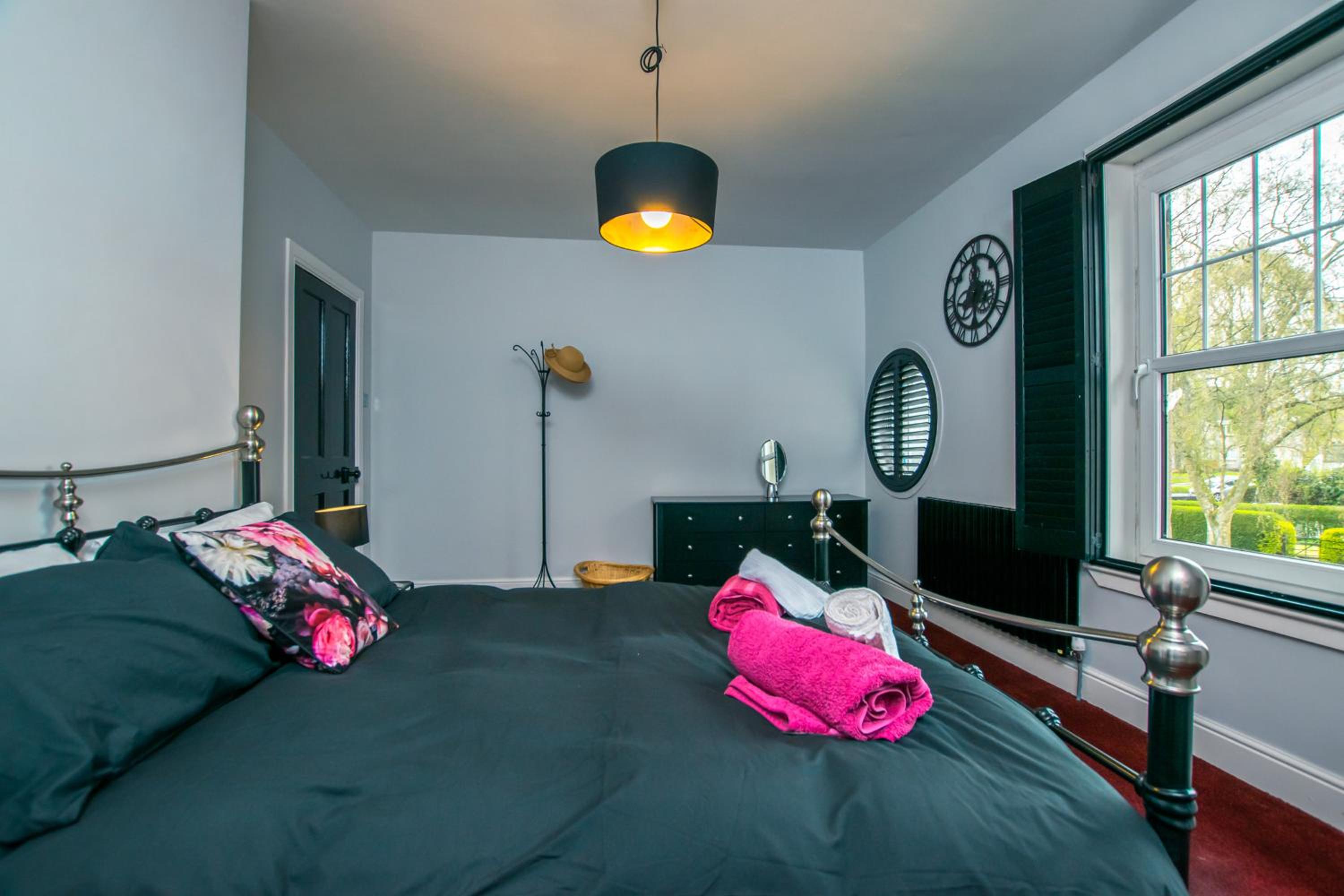 Two-Bedroom Apartment photo 3