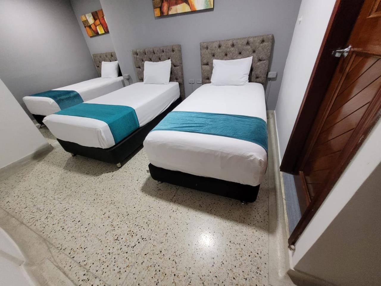 Triple Room - Photo 2