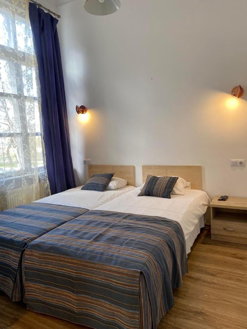 Small Double Room photo 2