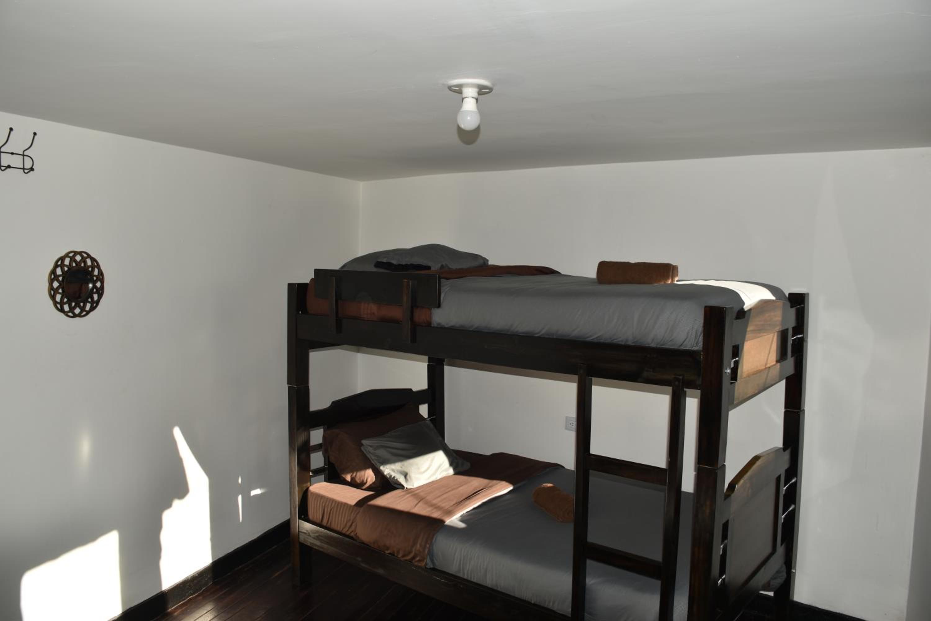 Quadruple Room with Shared Bathroom photo 3