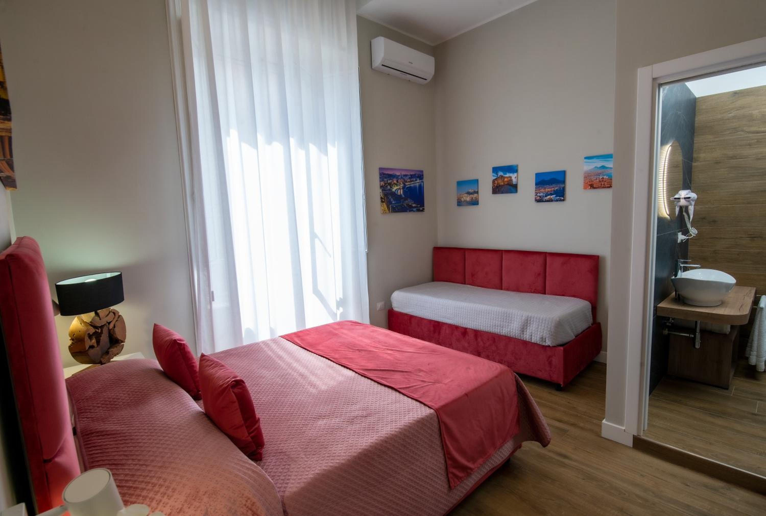 Triple Room with Private Bathroom