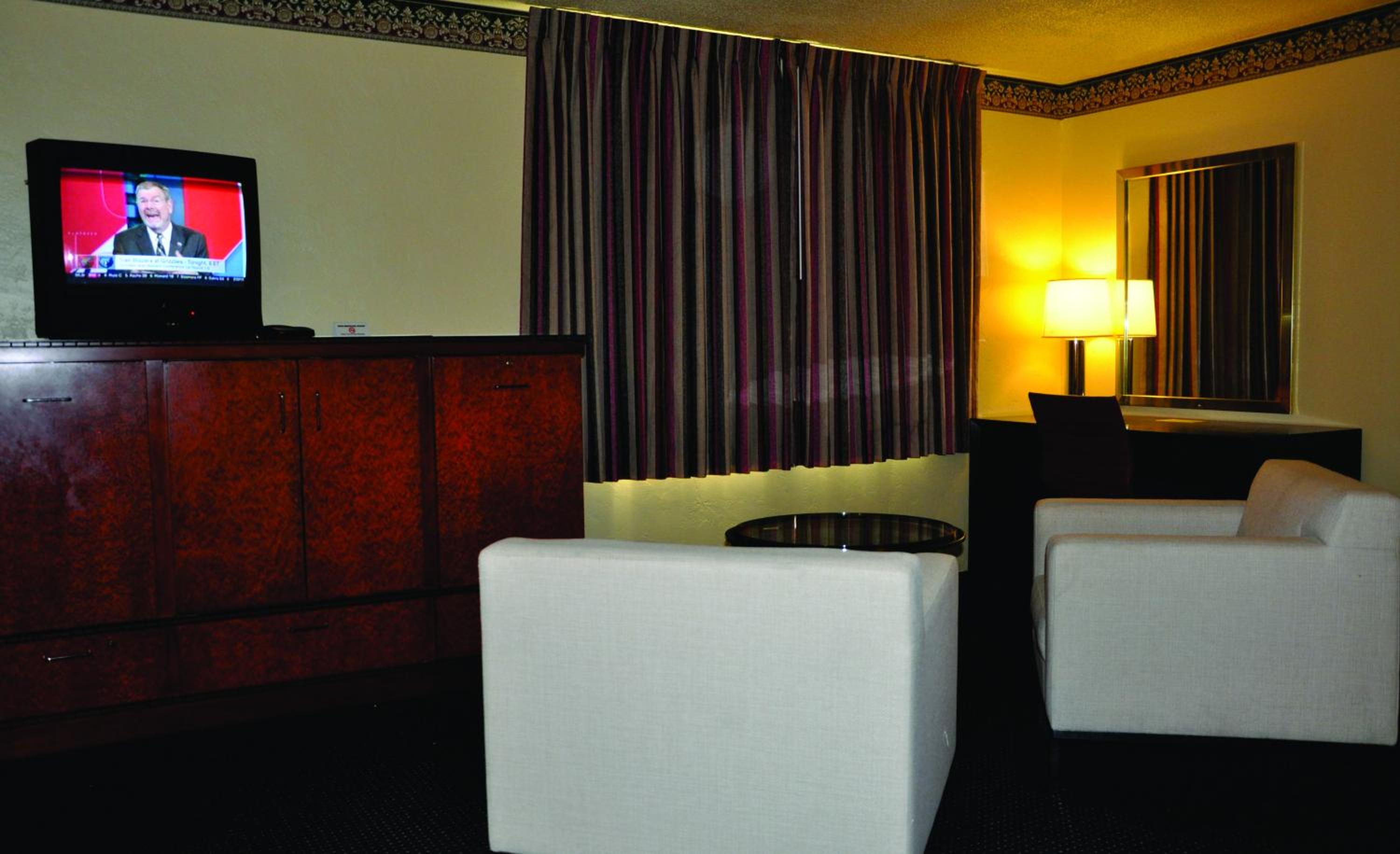 Family Room photo 2