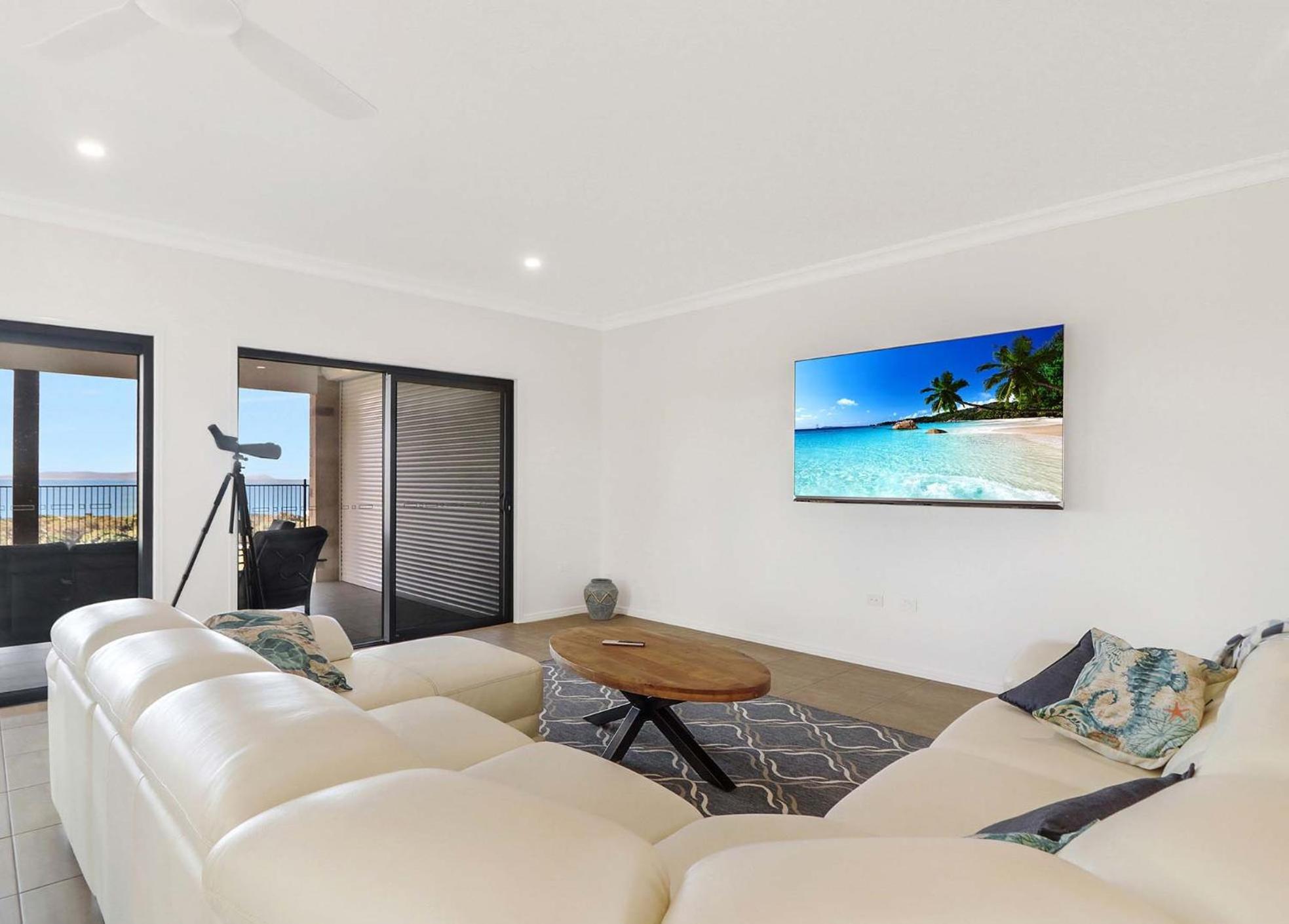 Four-Bedroom House photo 2