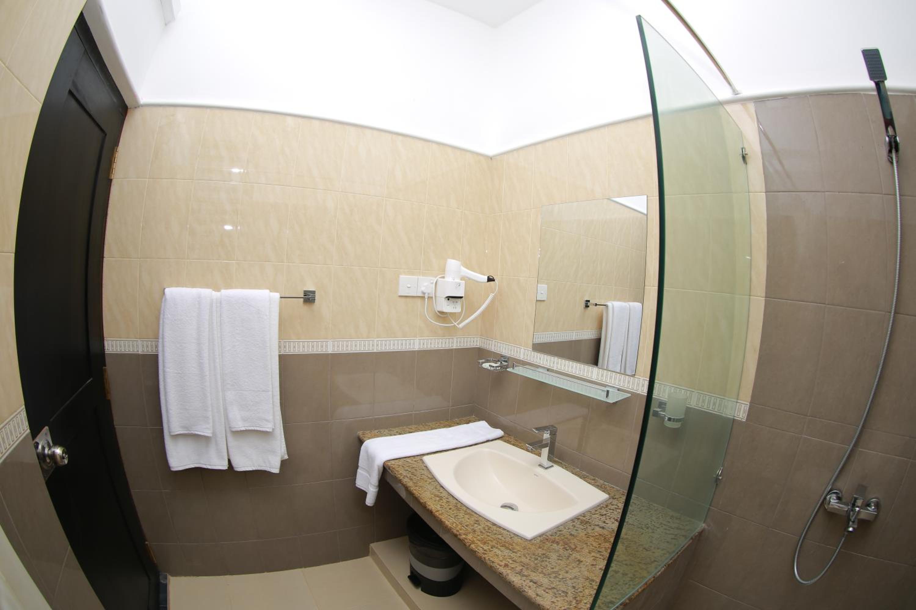 Budget Double Room photo 2