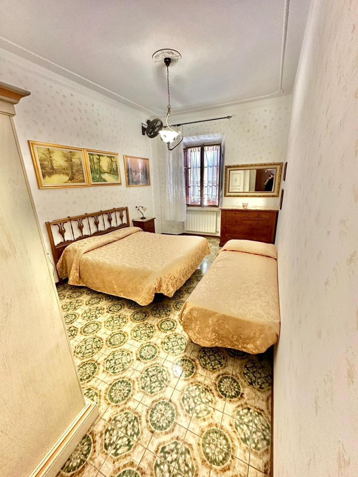 Quadruple Room with Shared Bathroom