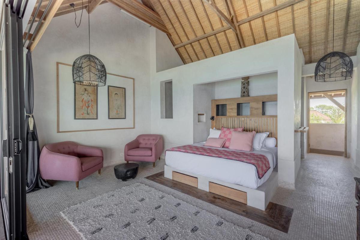 Villa with Sea View photo 3