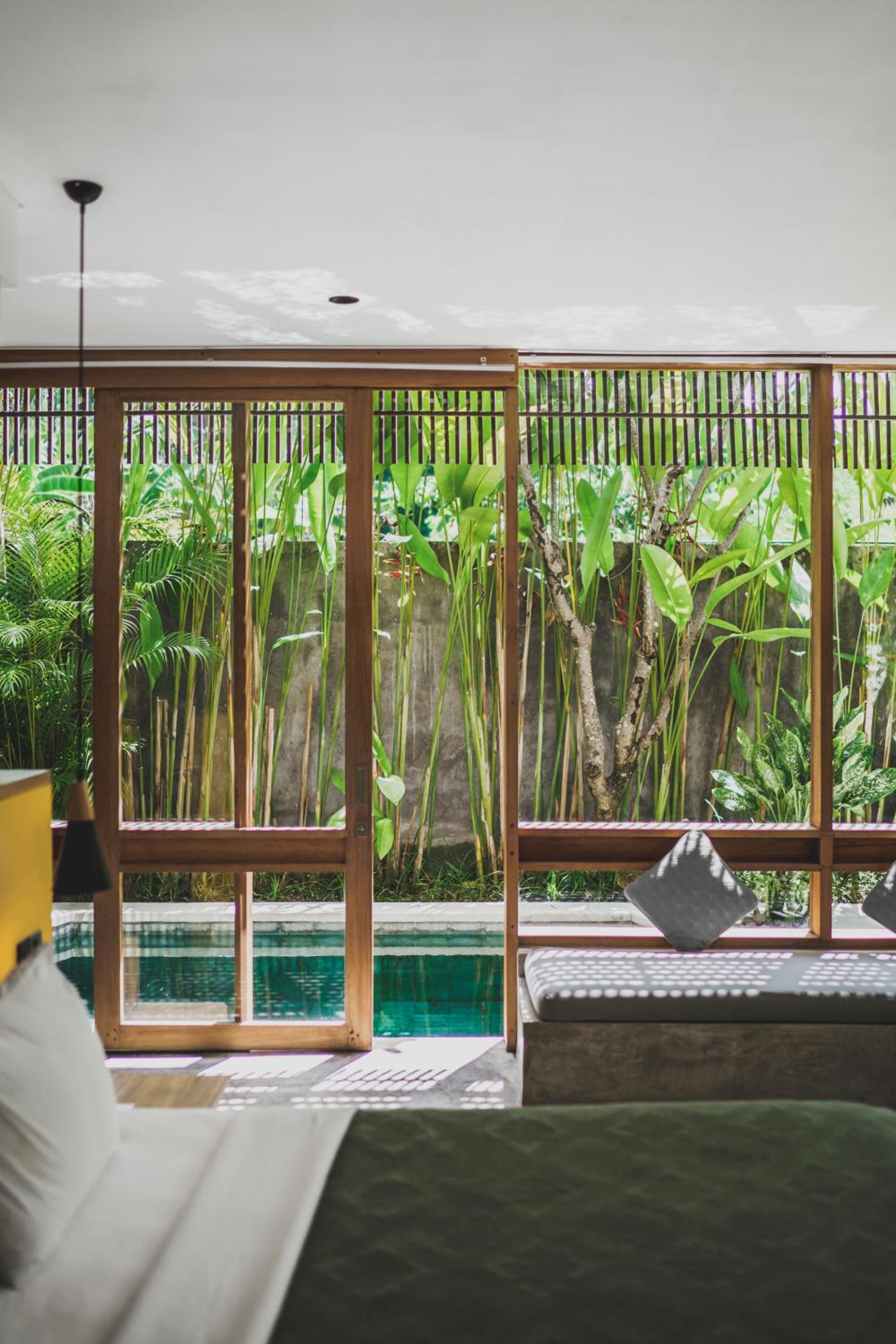 One-Bedroom Suite with Pool and One-Time Afternoon Tea  - Photo 15