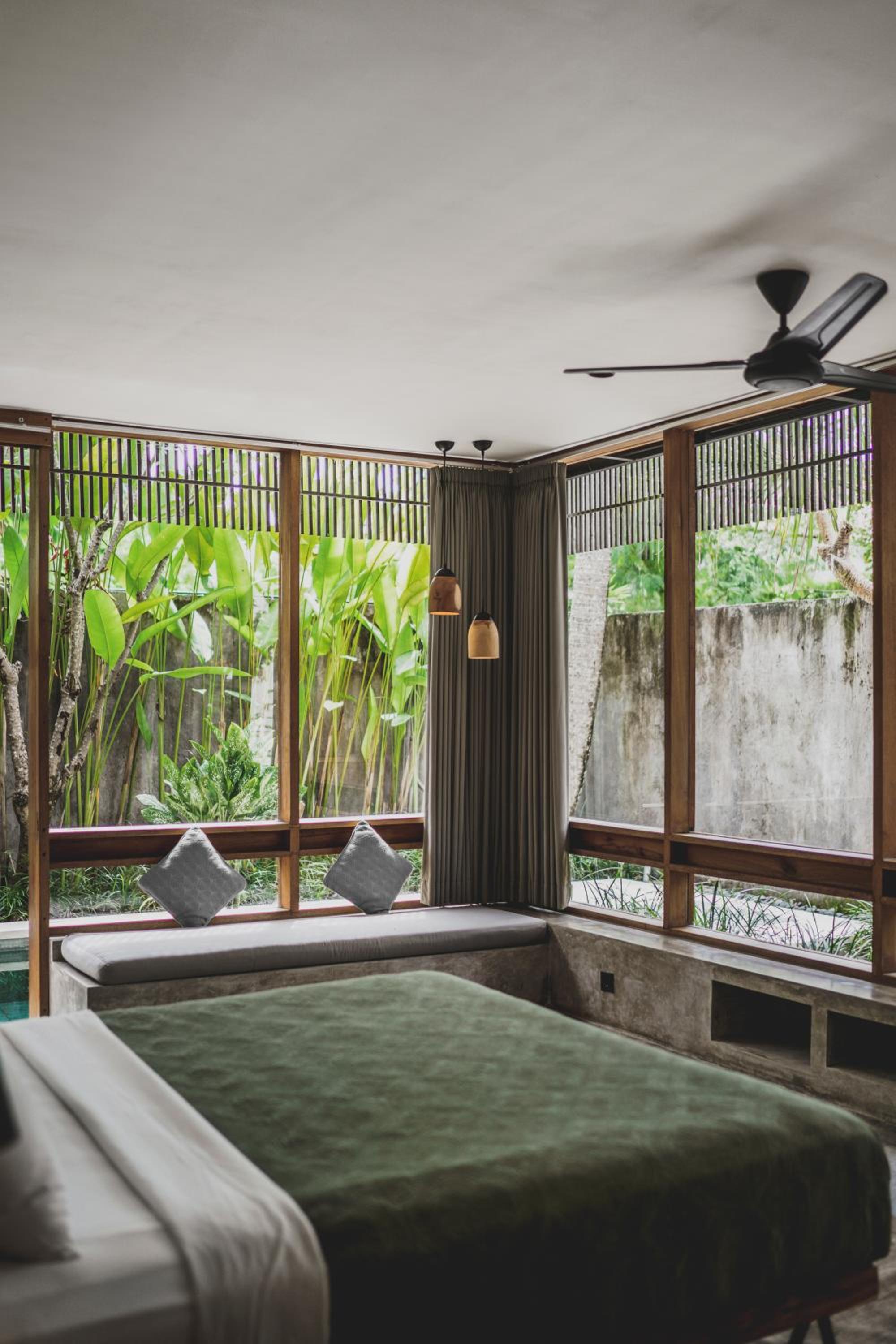 One-Bedroom Suite with Pool and One-Time Afternoon Tea  - Photo 10