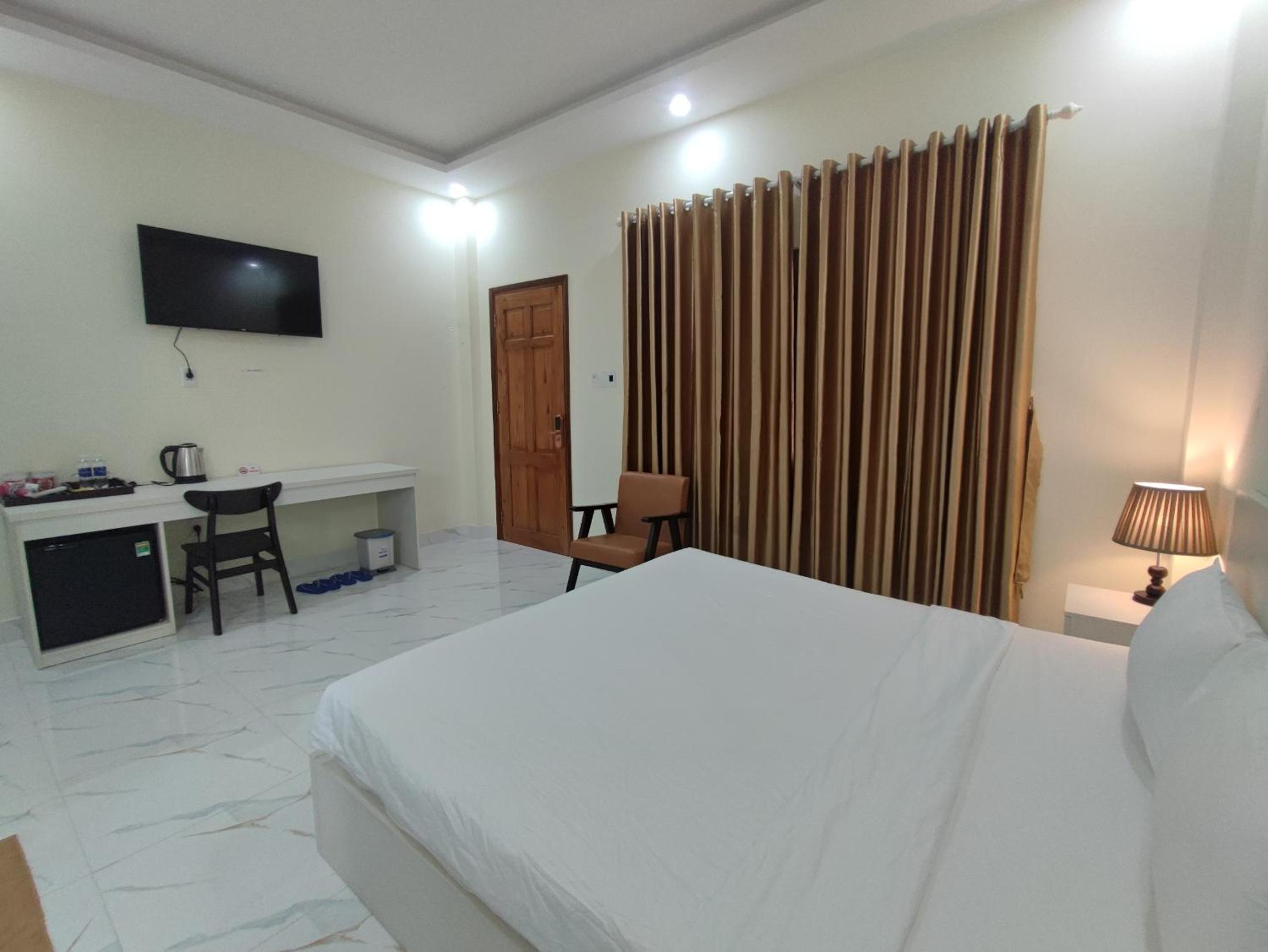 Double Room - Photo 3