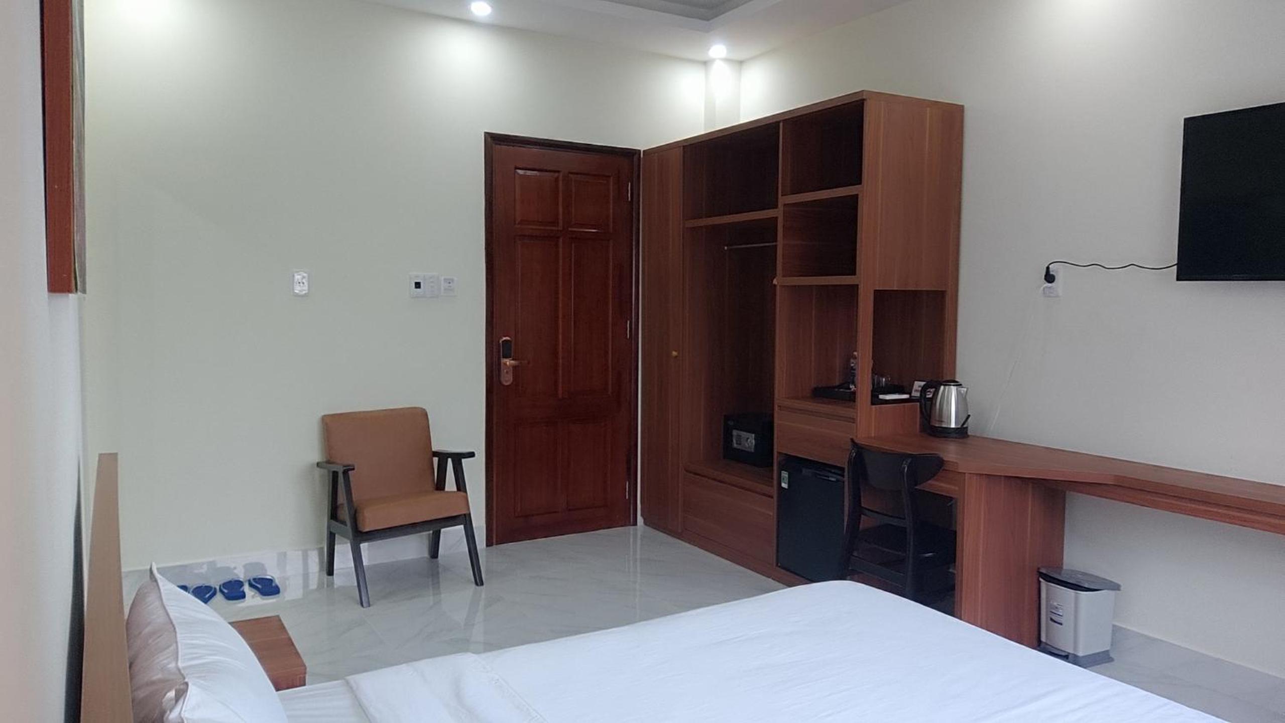 Standard Double Room - Photo 6