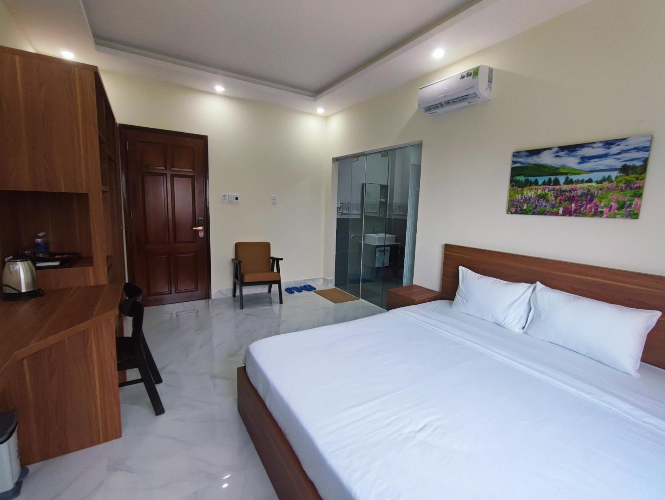 Standard Double Room - Photo 3