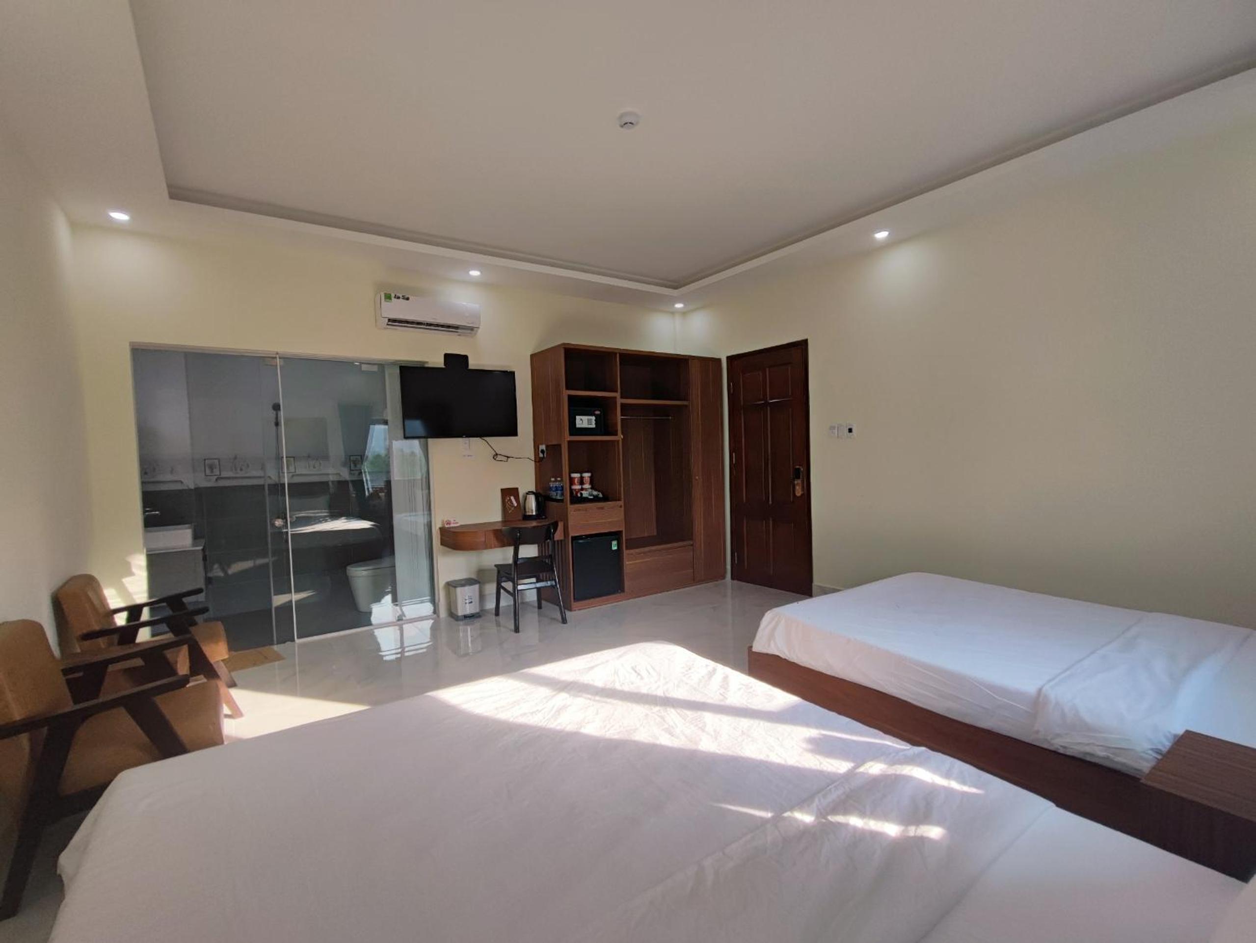 Standard Quadruple Room - Photo 4