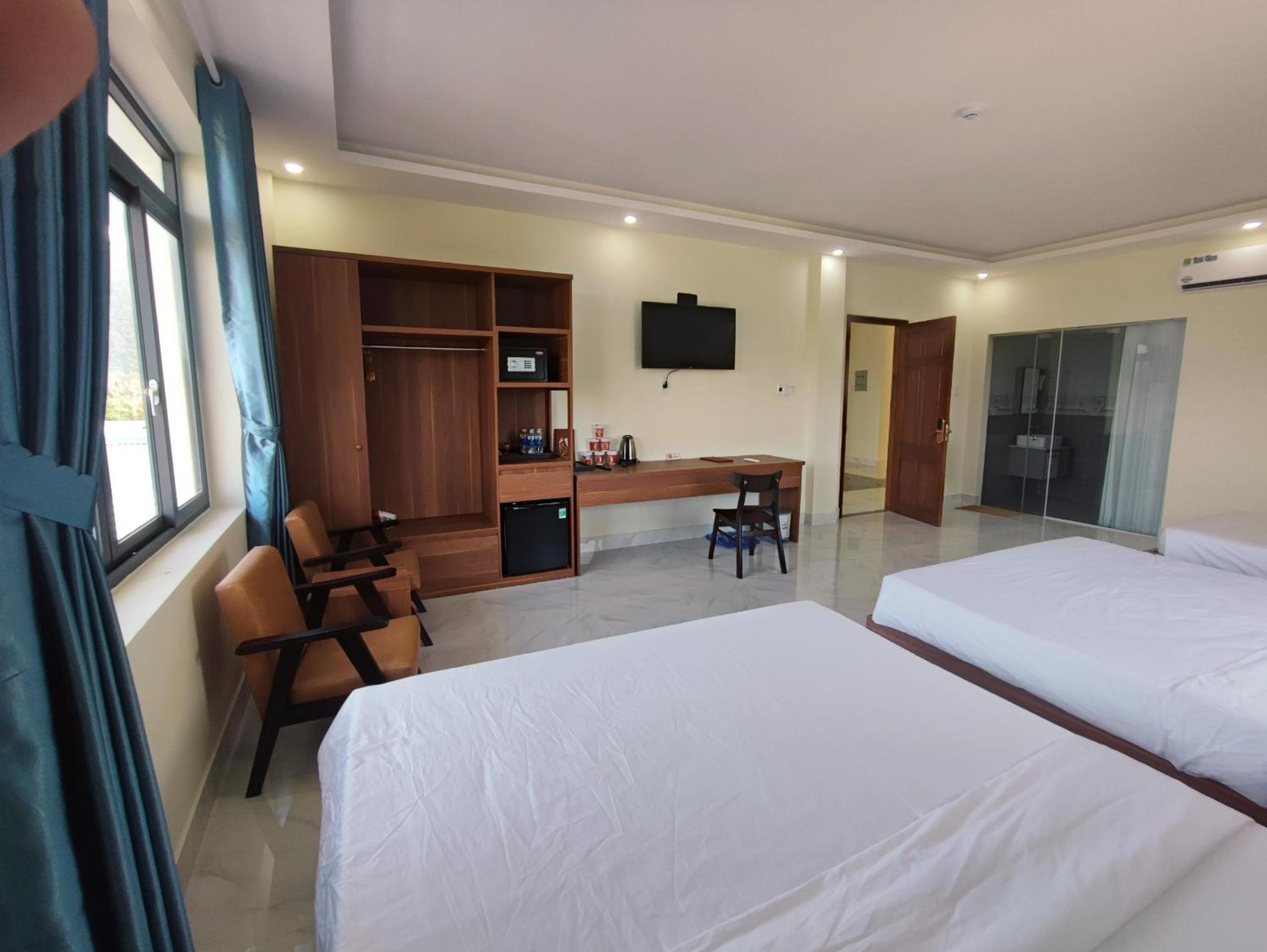 Family Room with Sea View - Photo 6
