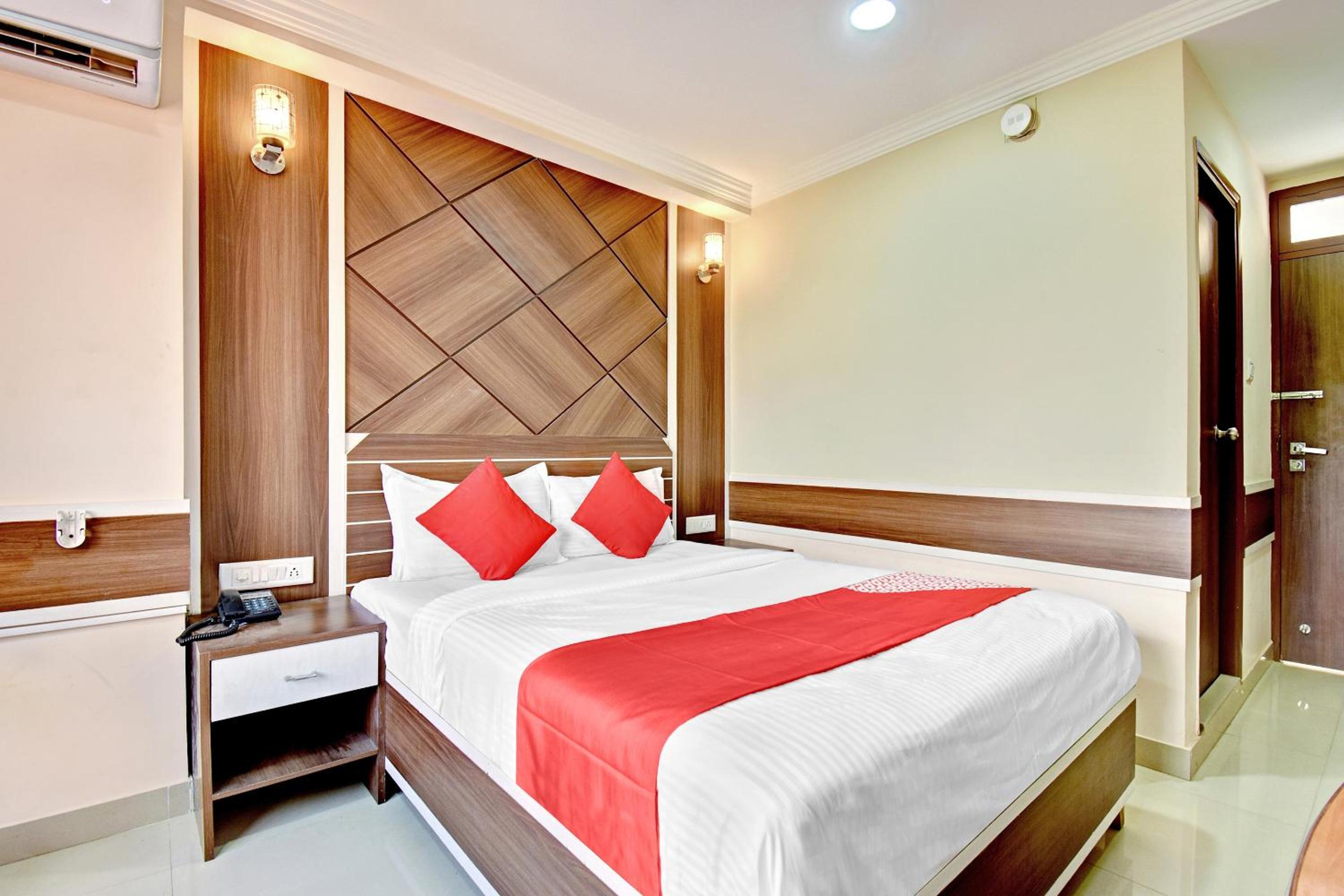 Classic Triple Room - Photo 10
