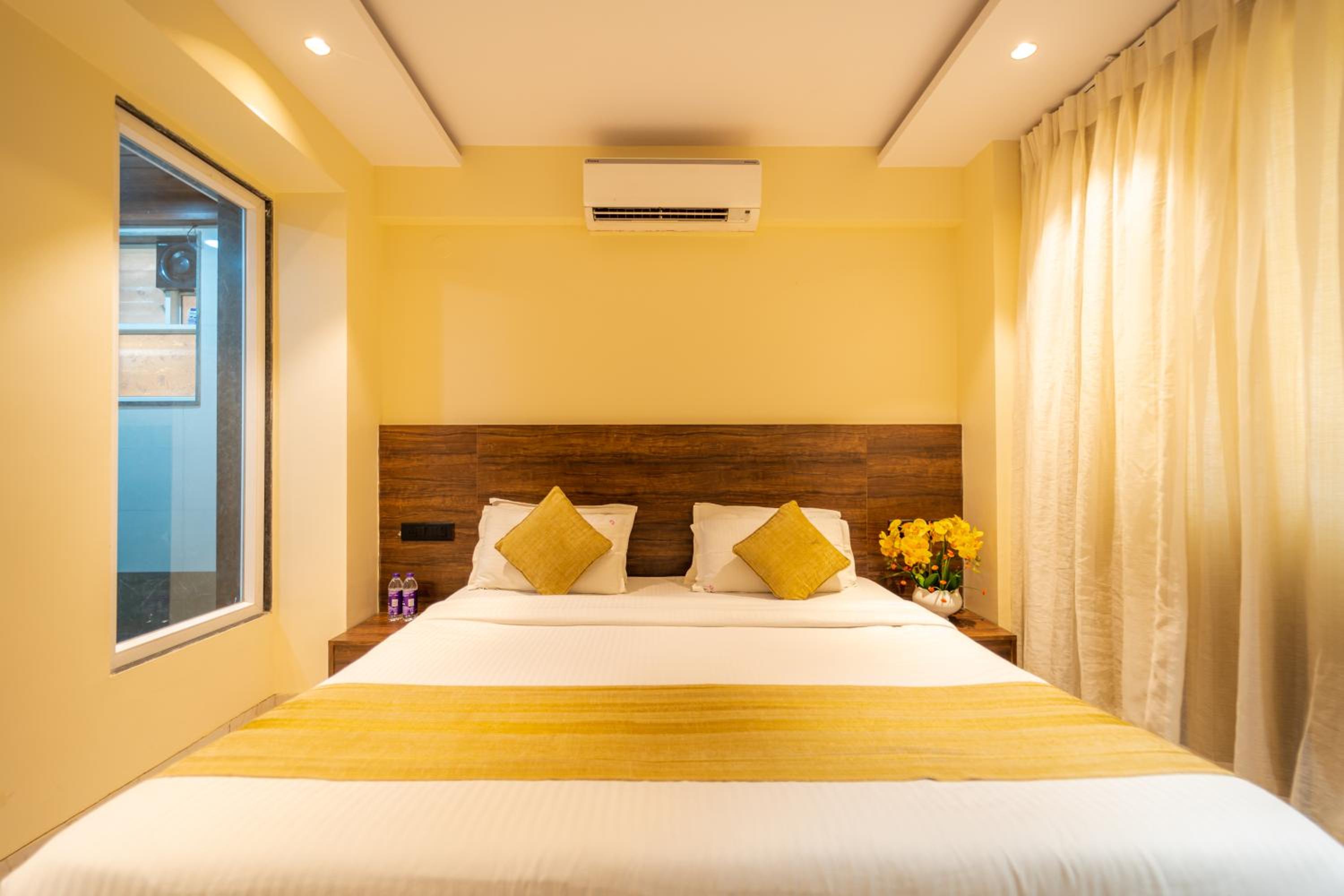 Deluxe Double Room photo 2