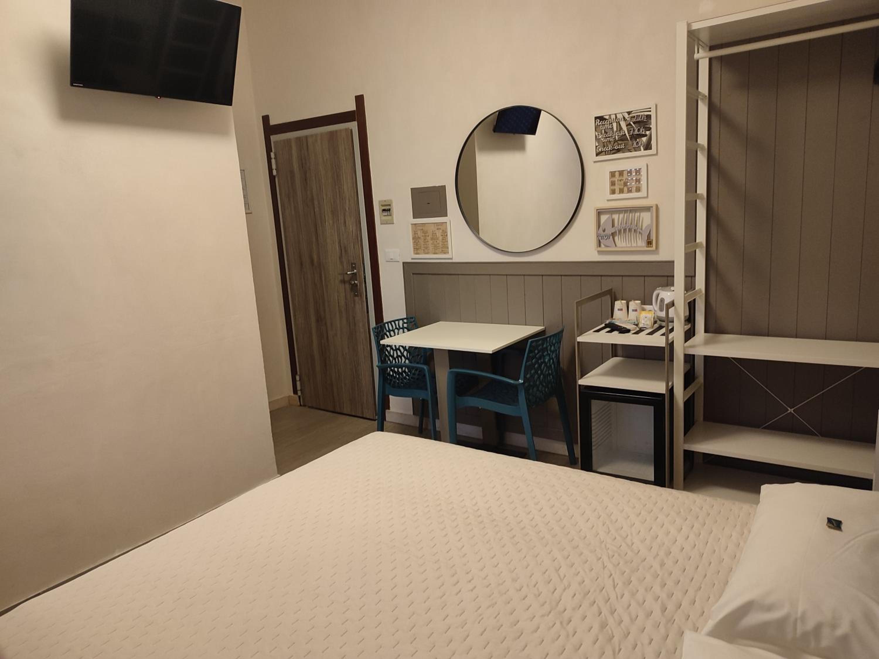 Small Double Room photo 1