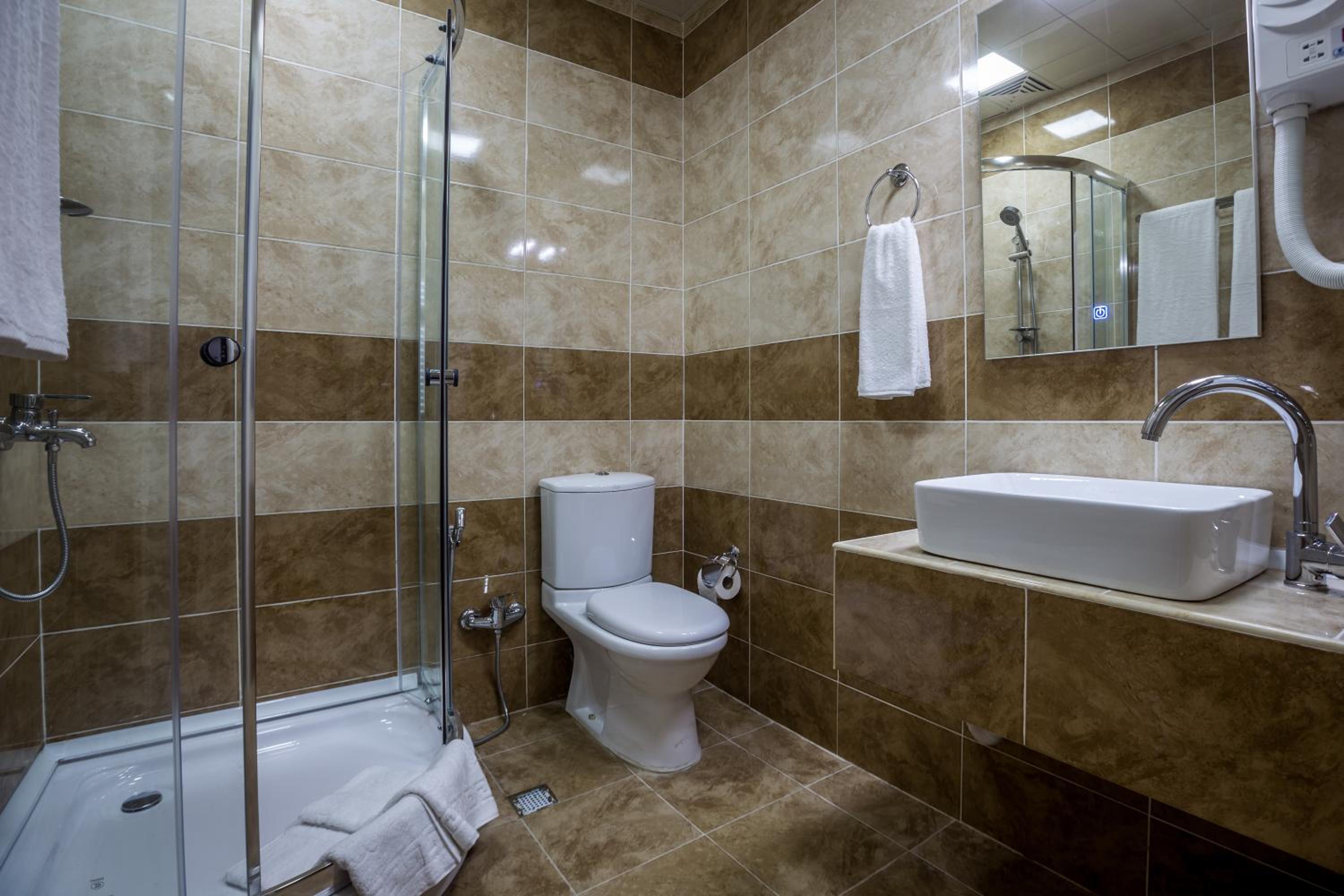 Standard Twin Room photo 3