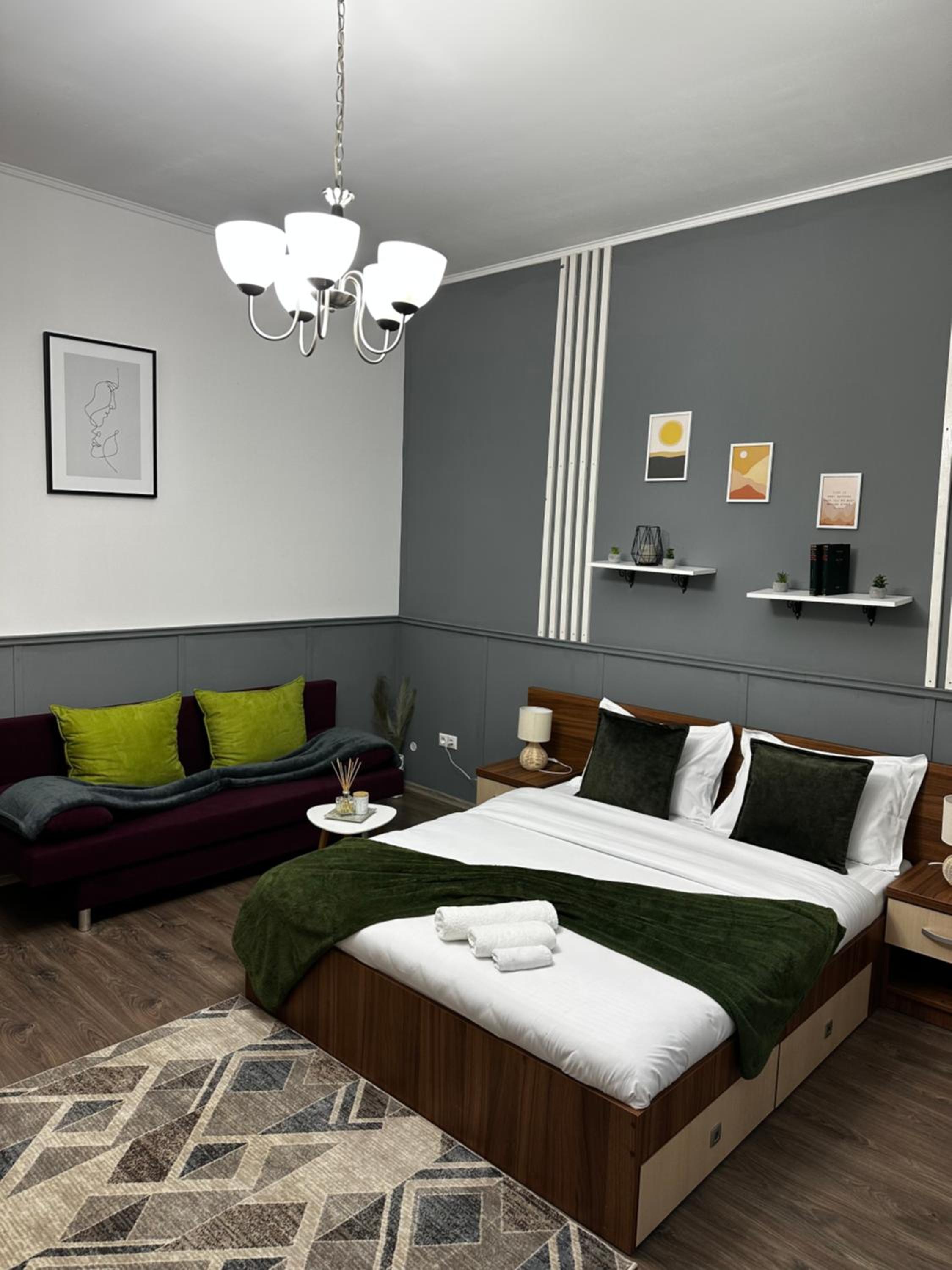 One-Bedroom Apartment