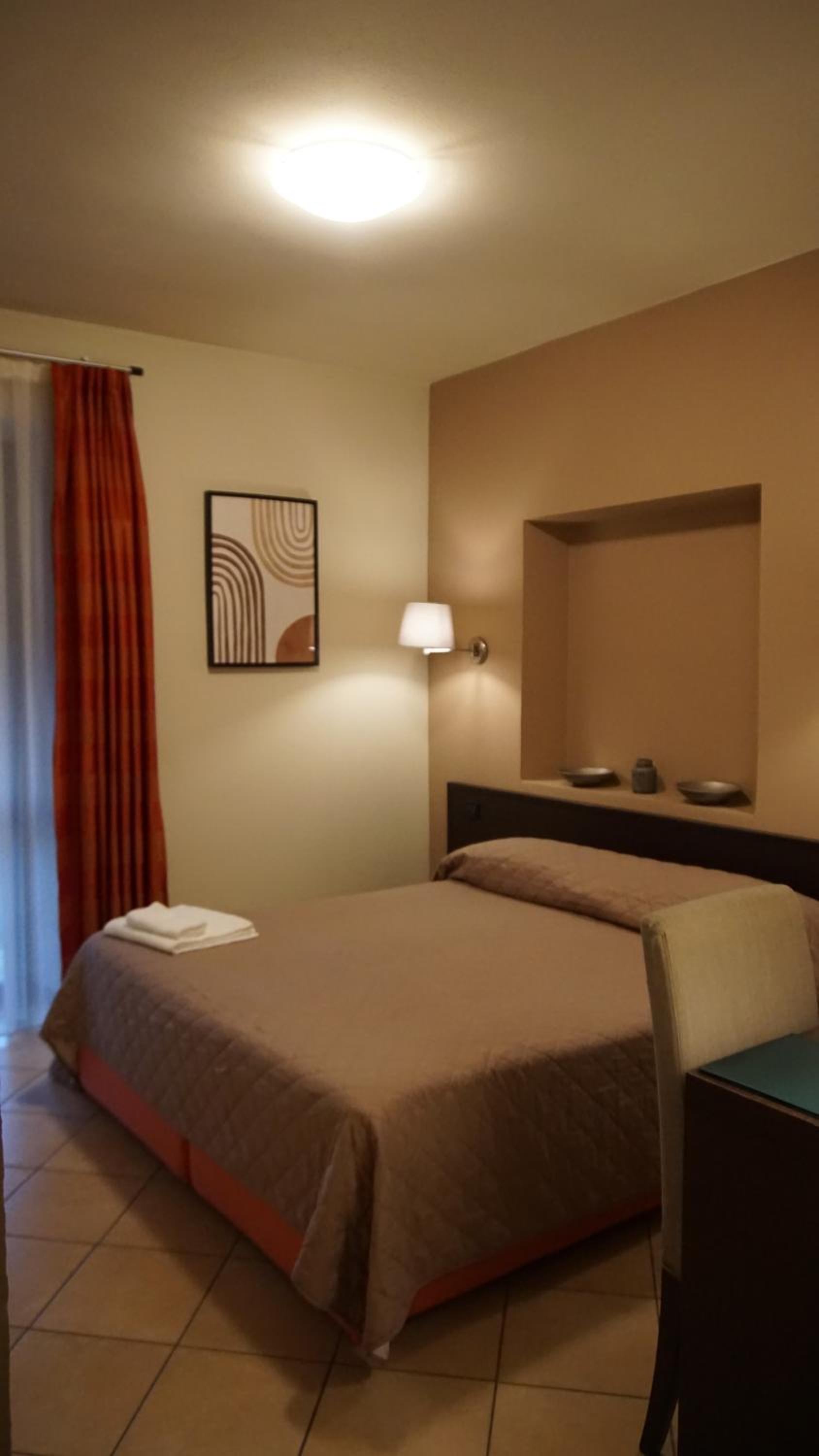 Double or Twin Room - Photo 1