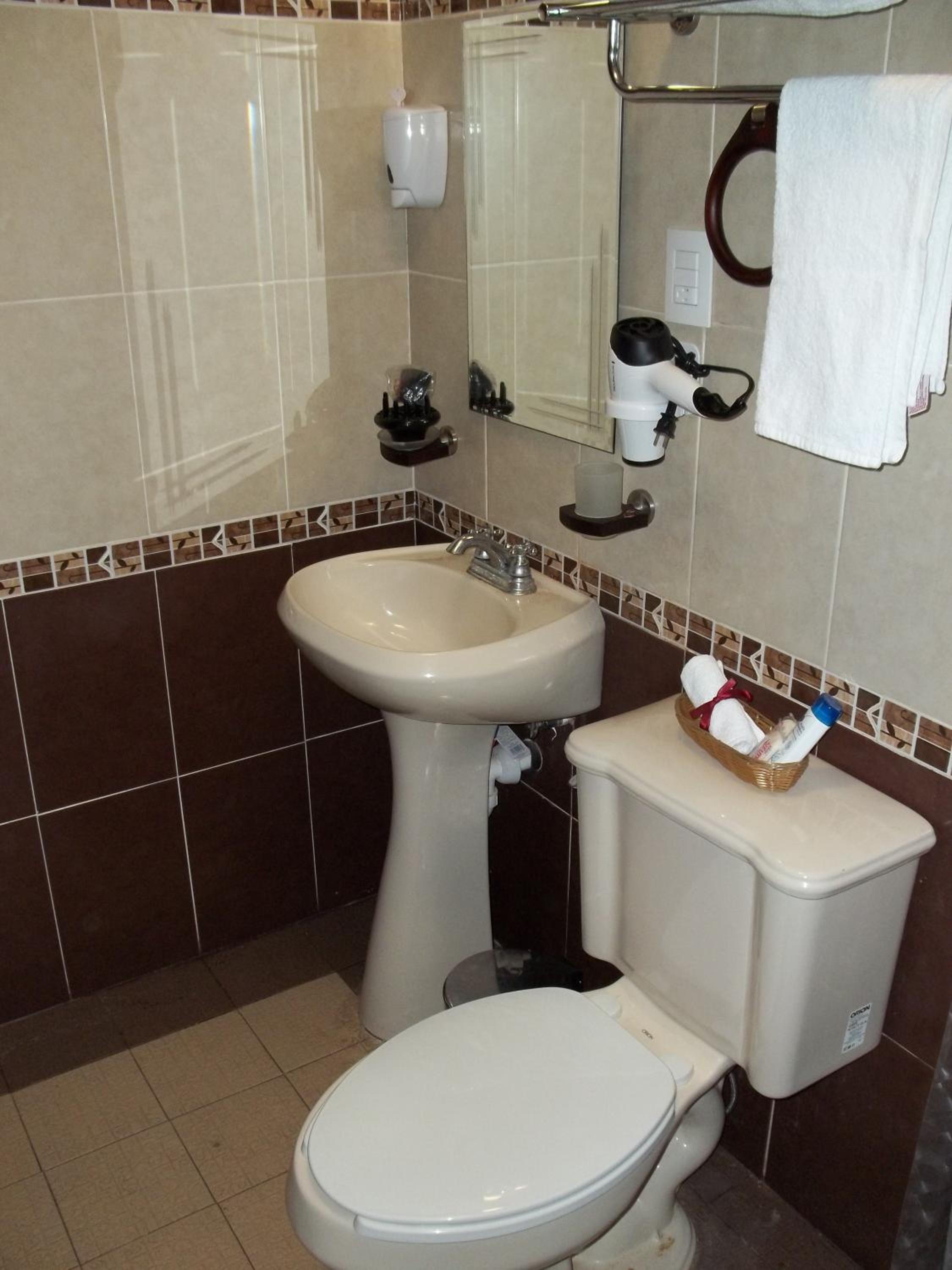 Triple Room with Bathroom photo 2