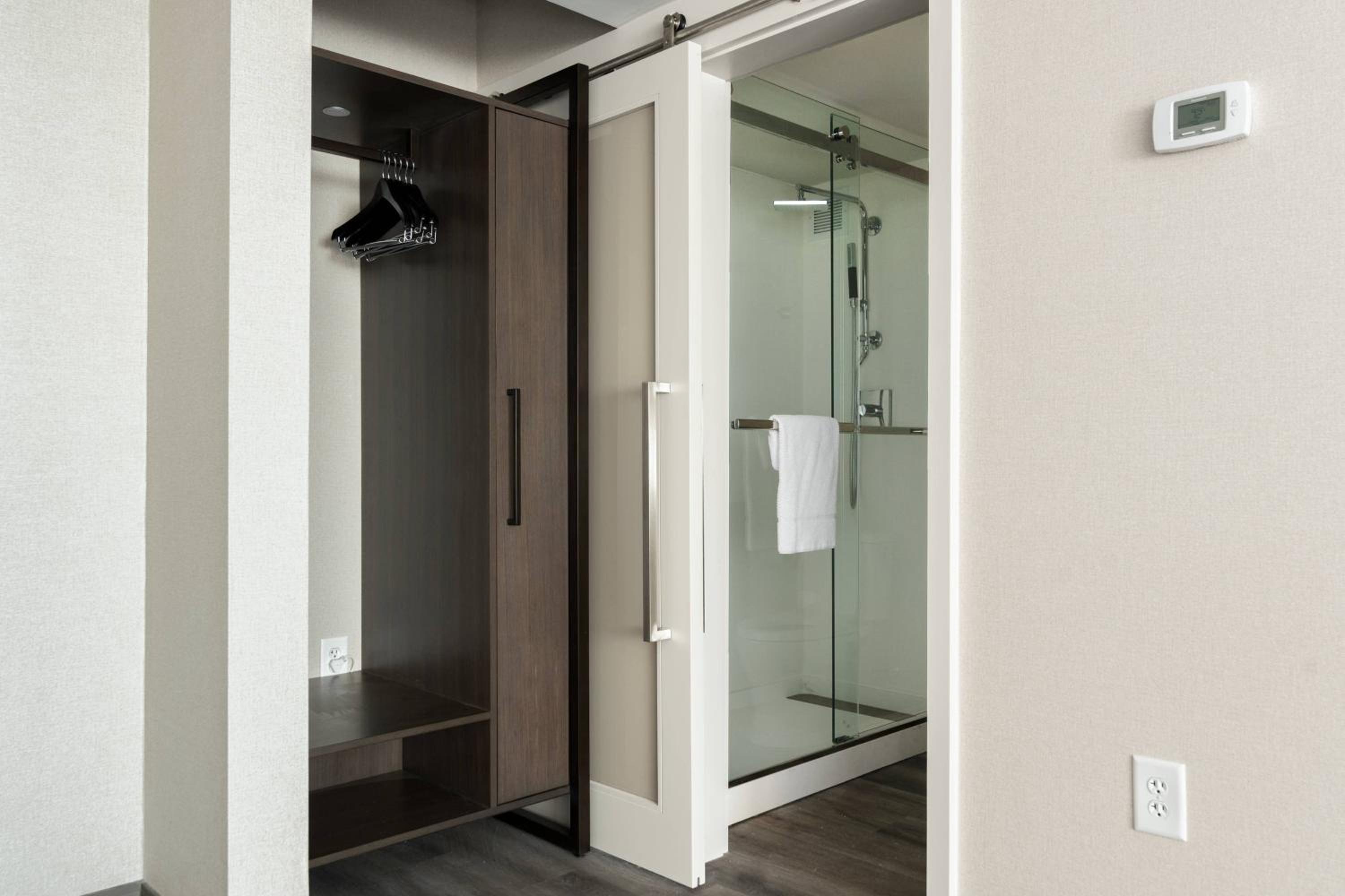 King or Double Room - Photo 2