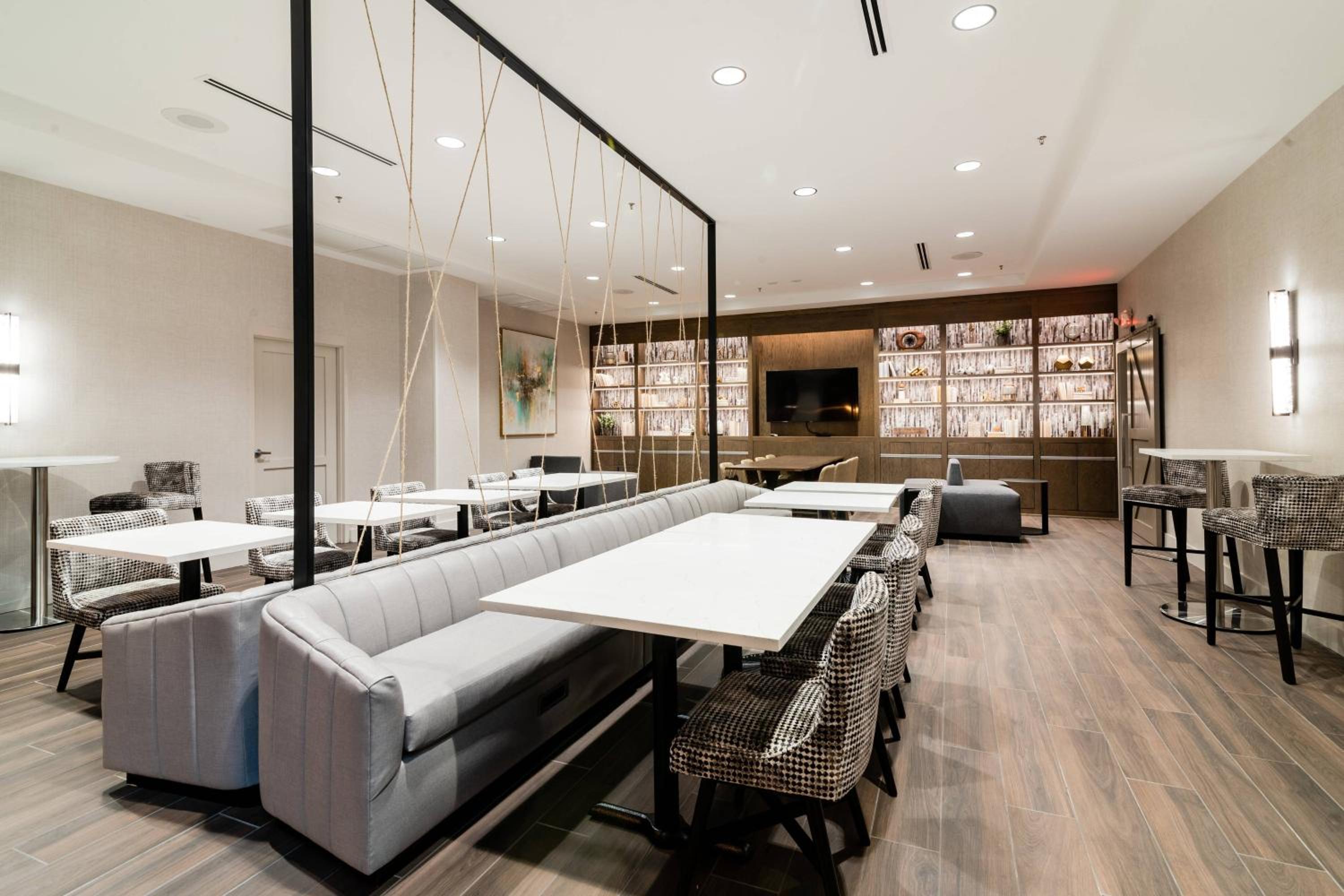 Concierge Level - King or Double Room - Photo 2