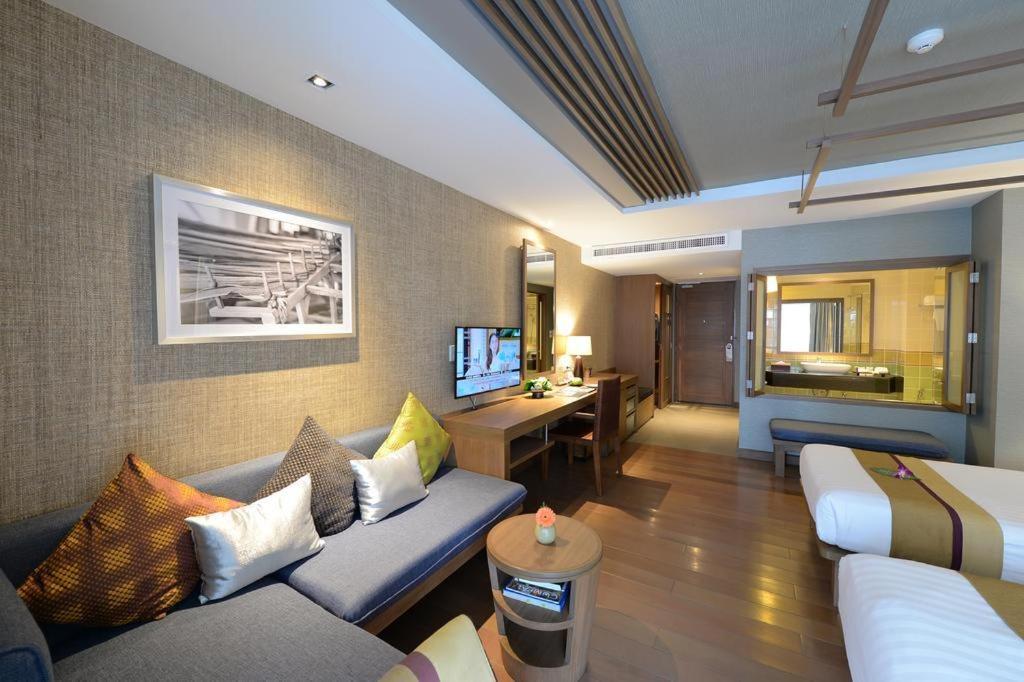 Deluxe Room + Hydrotherapy Pool 1 hrs - Photo 3