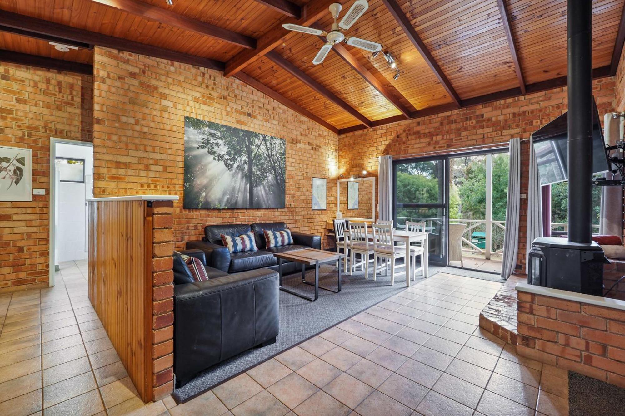 Two-Bedroom Chalet - Photo 5