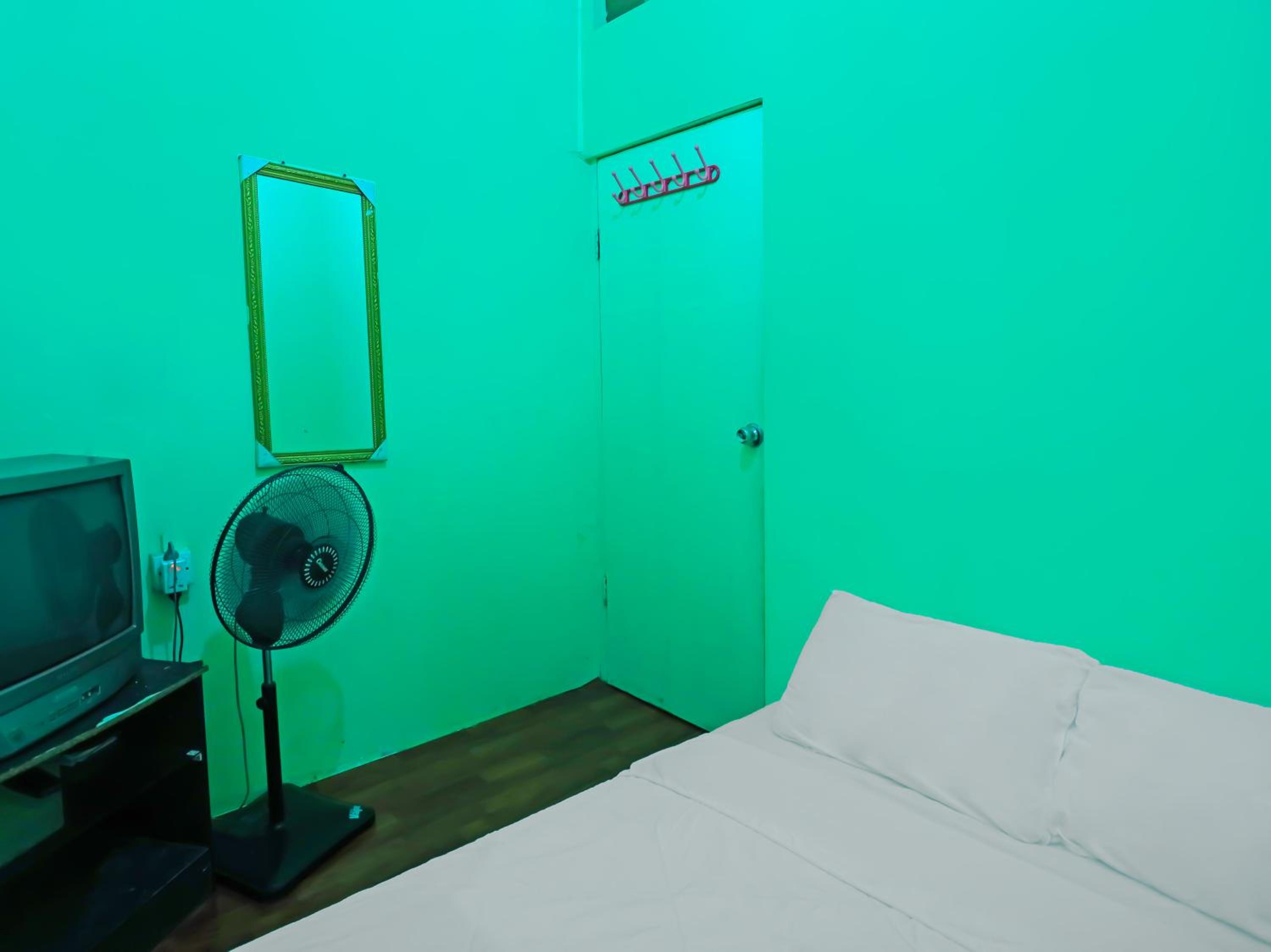 Budget Double Room photo 1