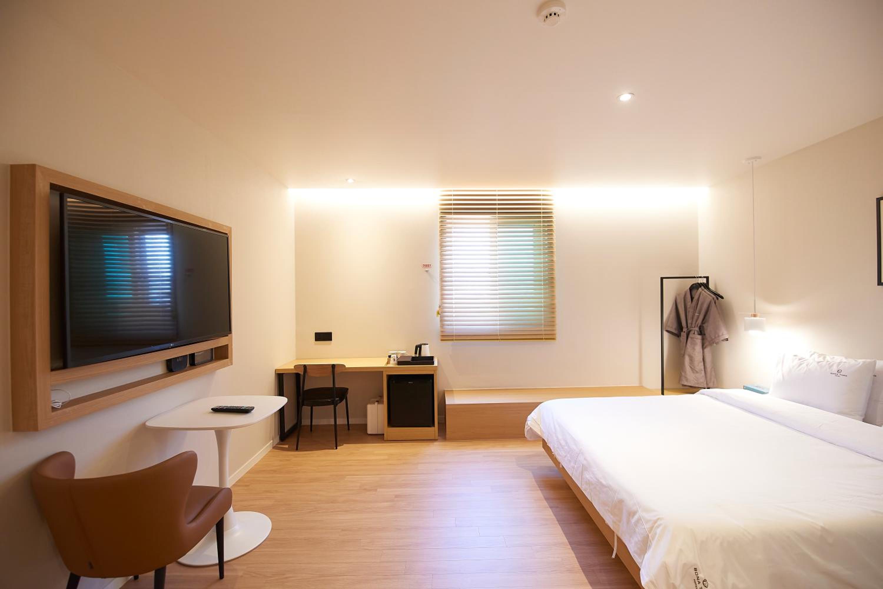 Deluxe Double Room - Photo 6