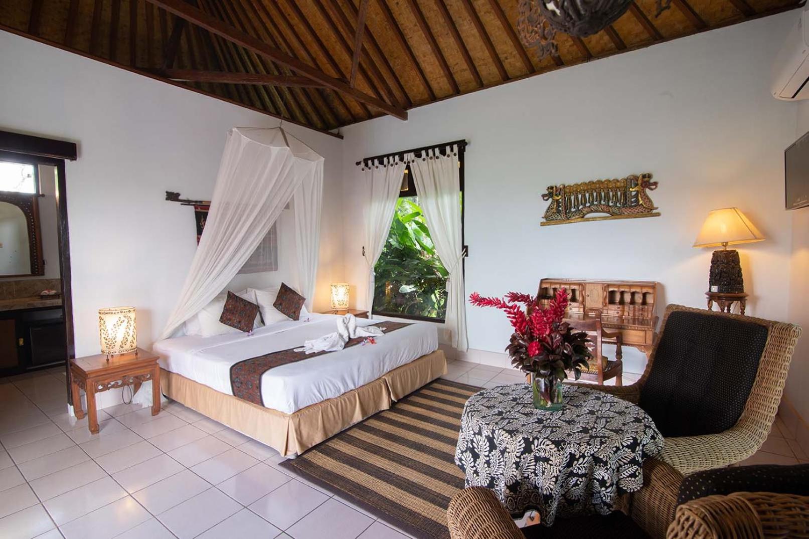 Deluxe Bungalow with Garden View - Photo 1