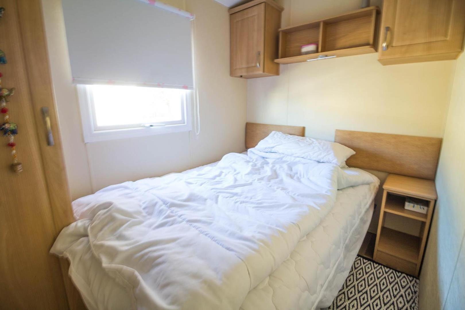 Mobile Home photo 3