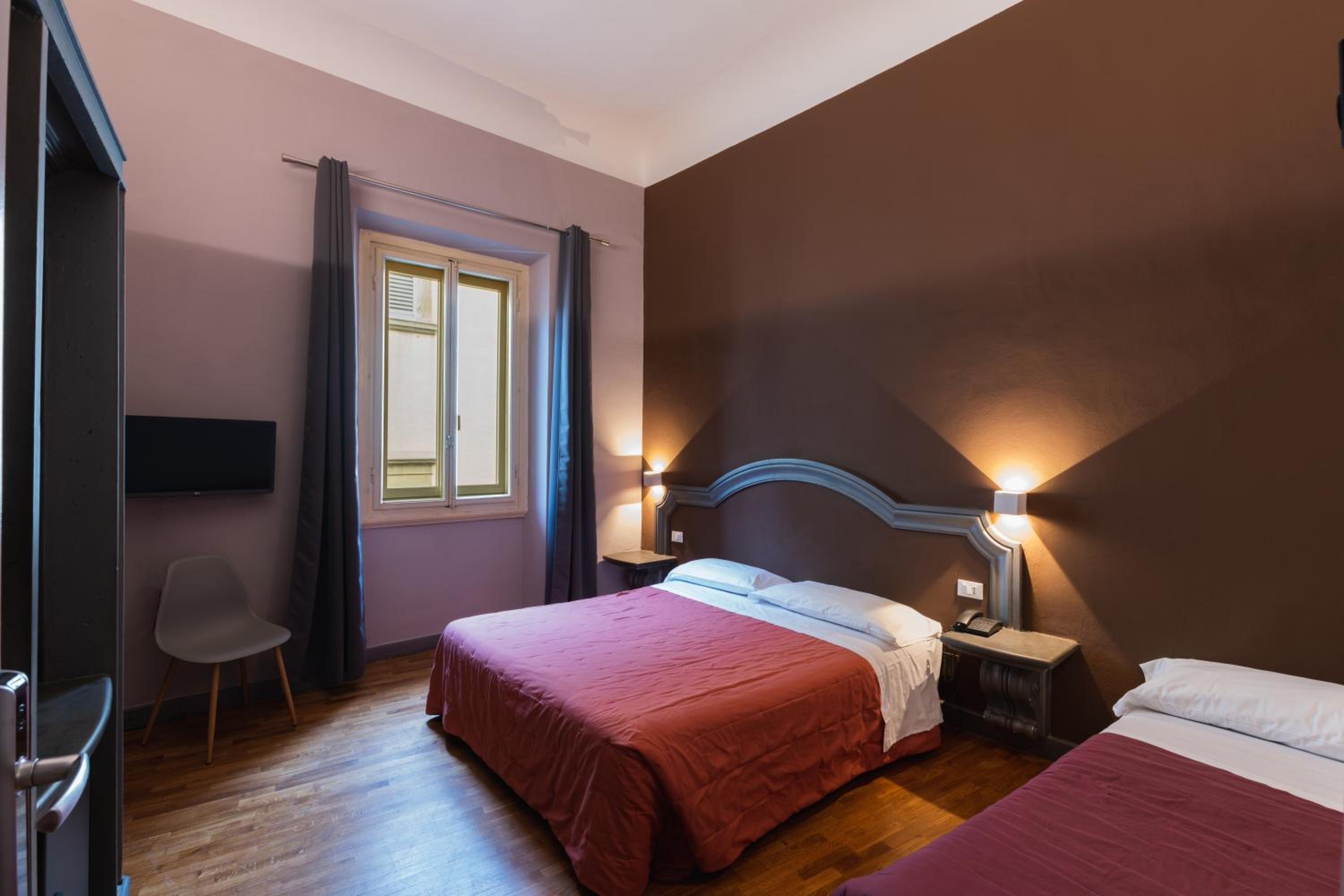 Triple Room - Photo 2